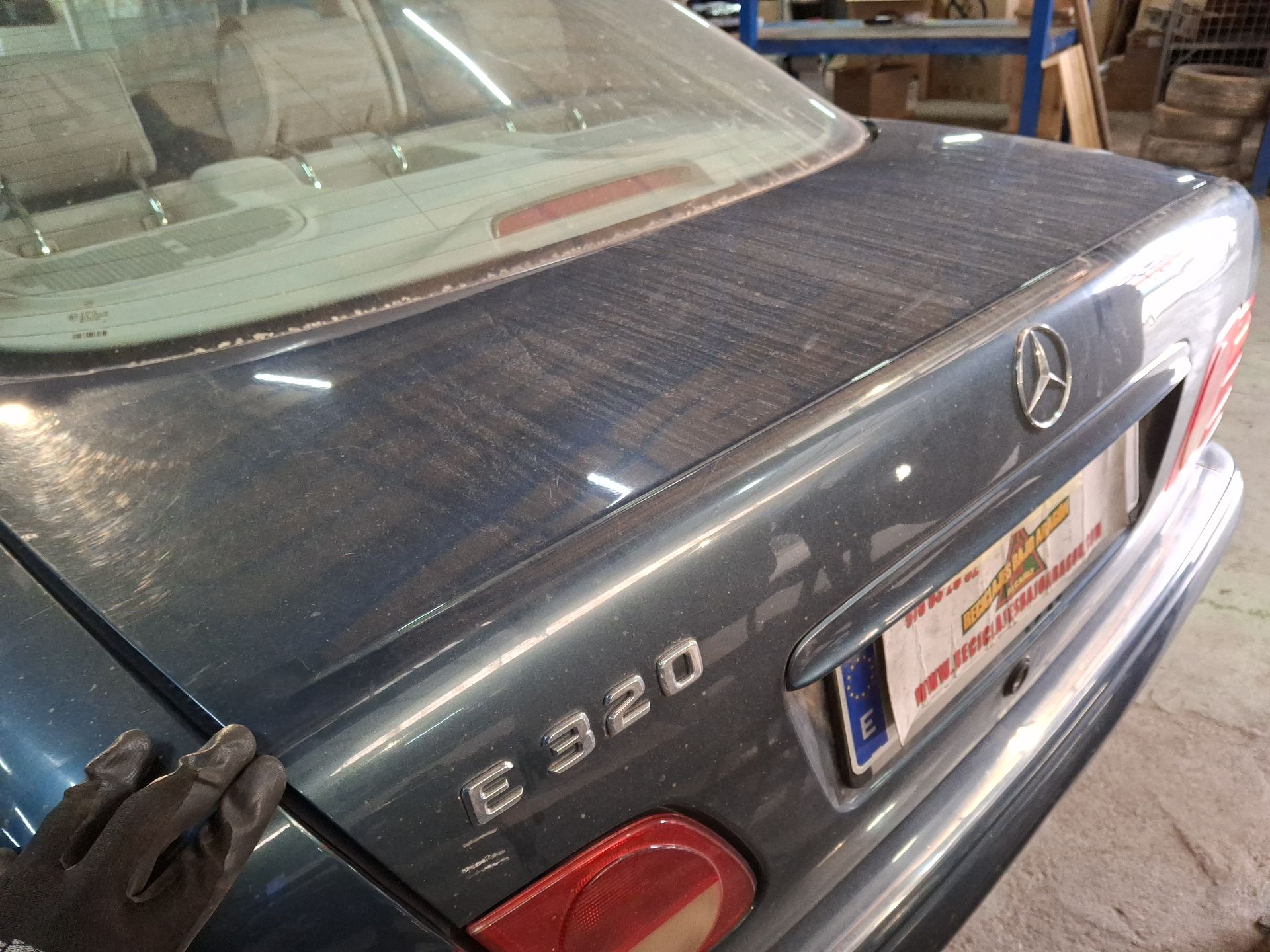 PORTON TRASERO MERCEDES-BENZ CLASE E 