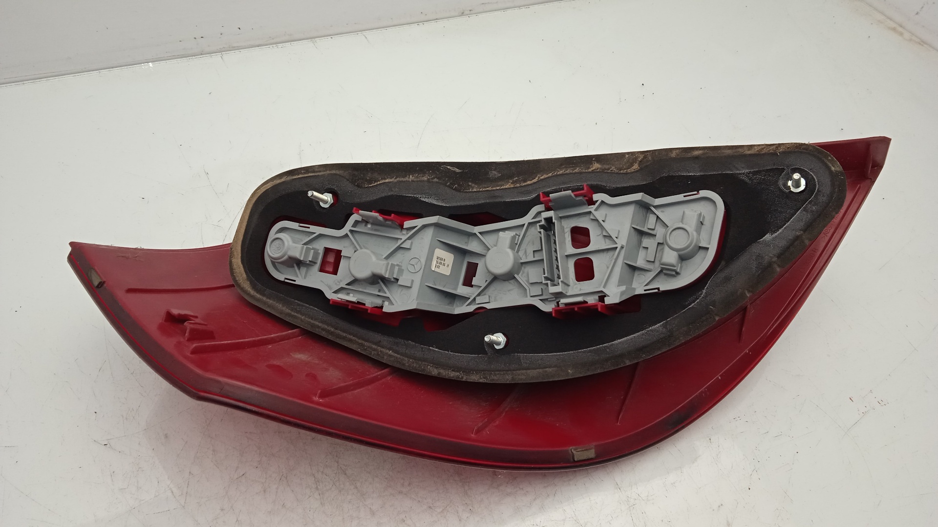 PILOTO TRASERO DERECHO MERCEDES-BENZ CLASE A M266920