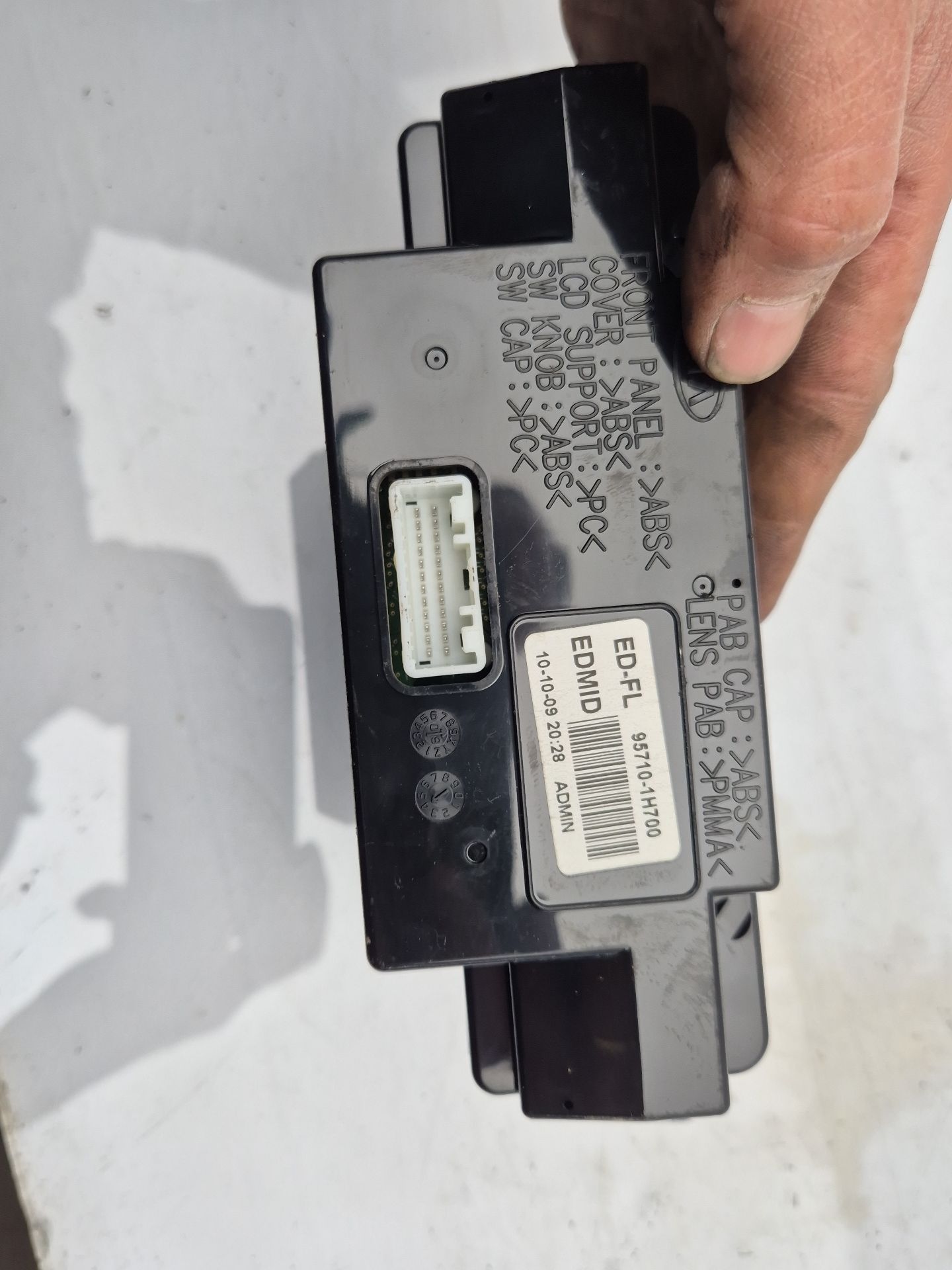 PANTALLA MULTIFUNCION KIA PRO 