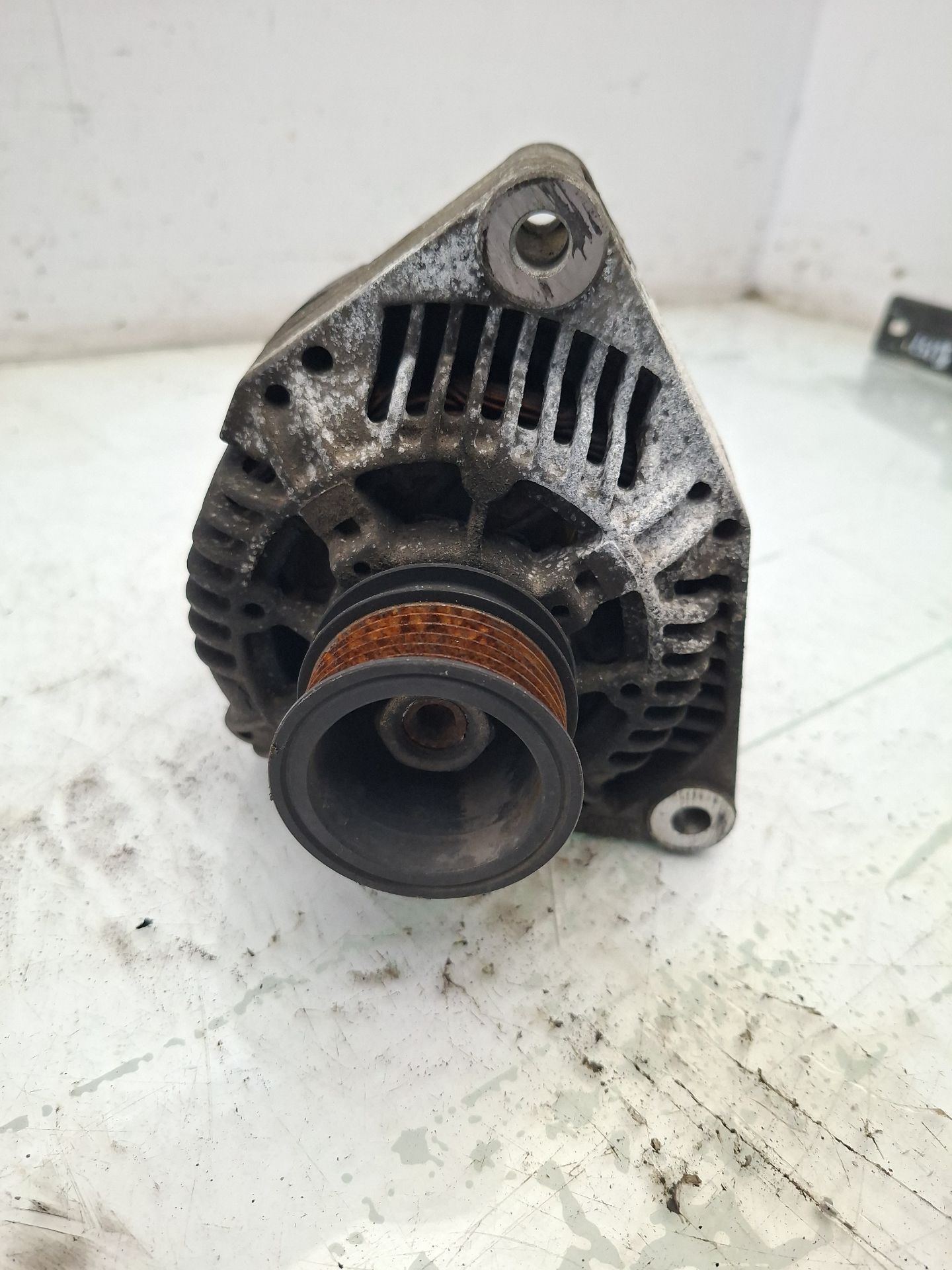 ALTERNADOR MERCEDES-BENZ CLASE C 