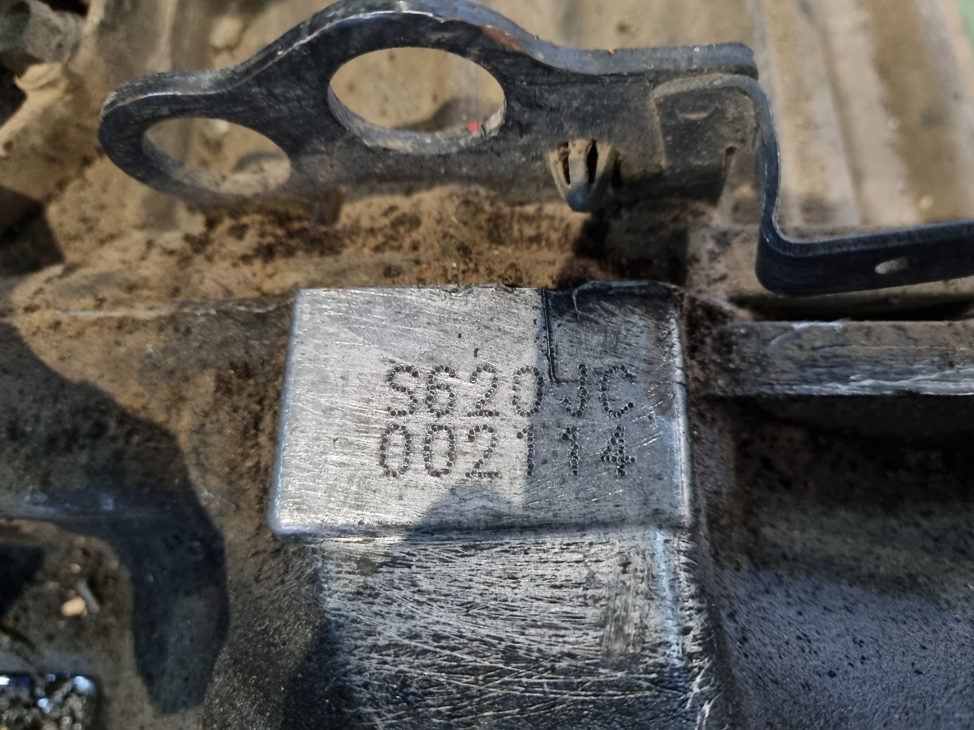 CAJA CAMBIOS KIA CARENS D4EA