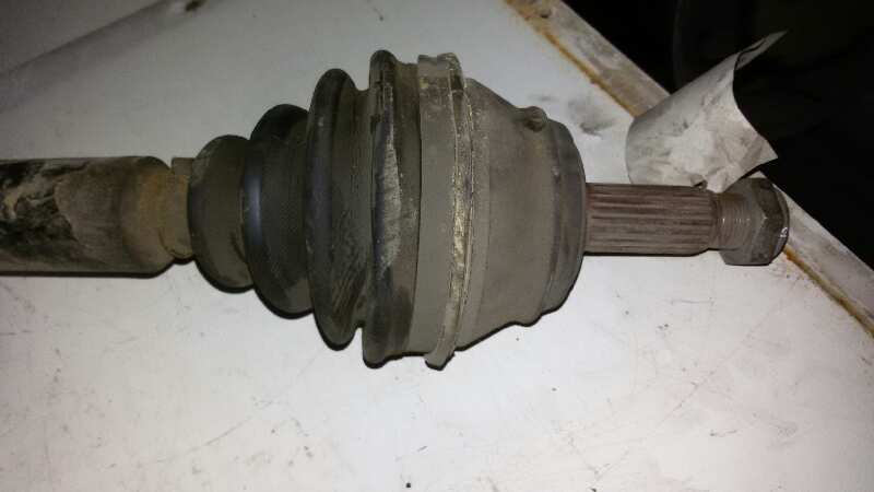 TRANSMISION DELANTERA DERECHA VOLKSWAGEN PASSAT 