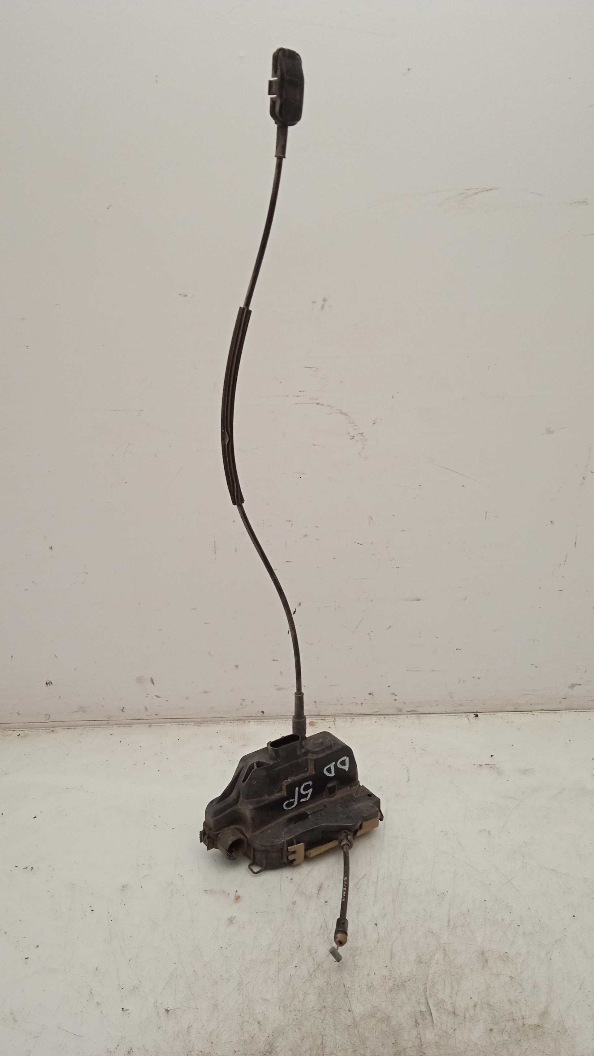 CERRADURA PUERTA DELANTERA DERECHA NISSAN PRIMERA QG18DE