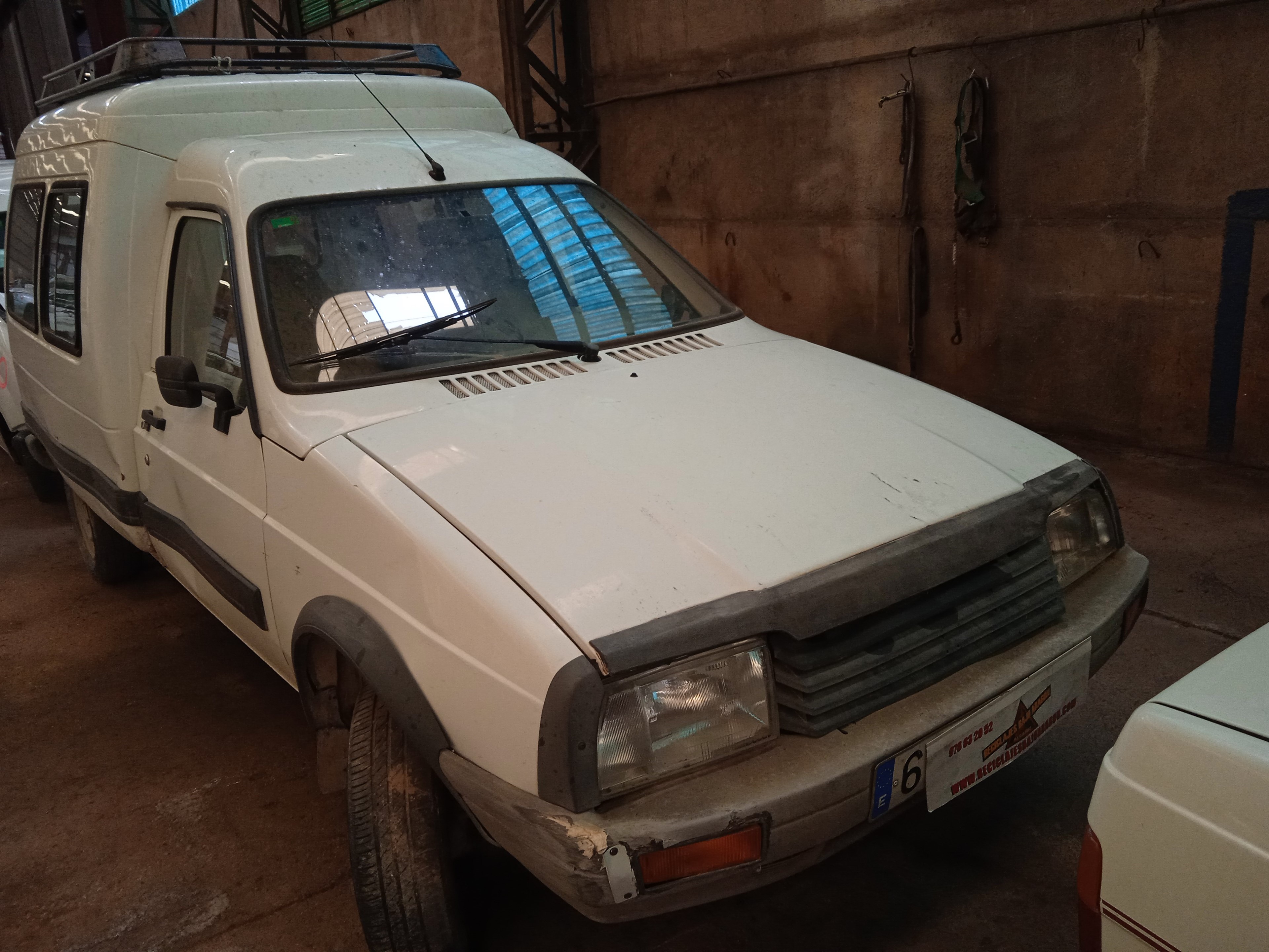 PUNTERA PARAGOLPES TRASERA IZQUIERDA CITROEN C15 WJX