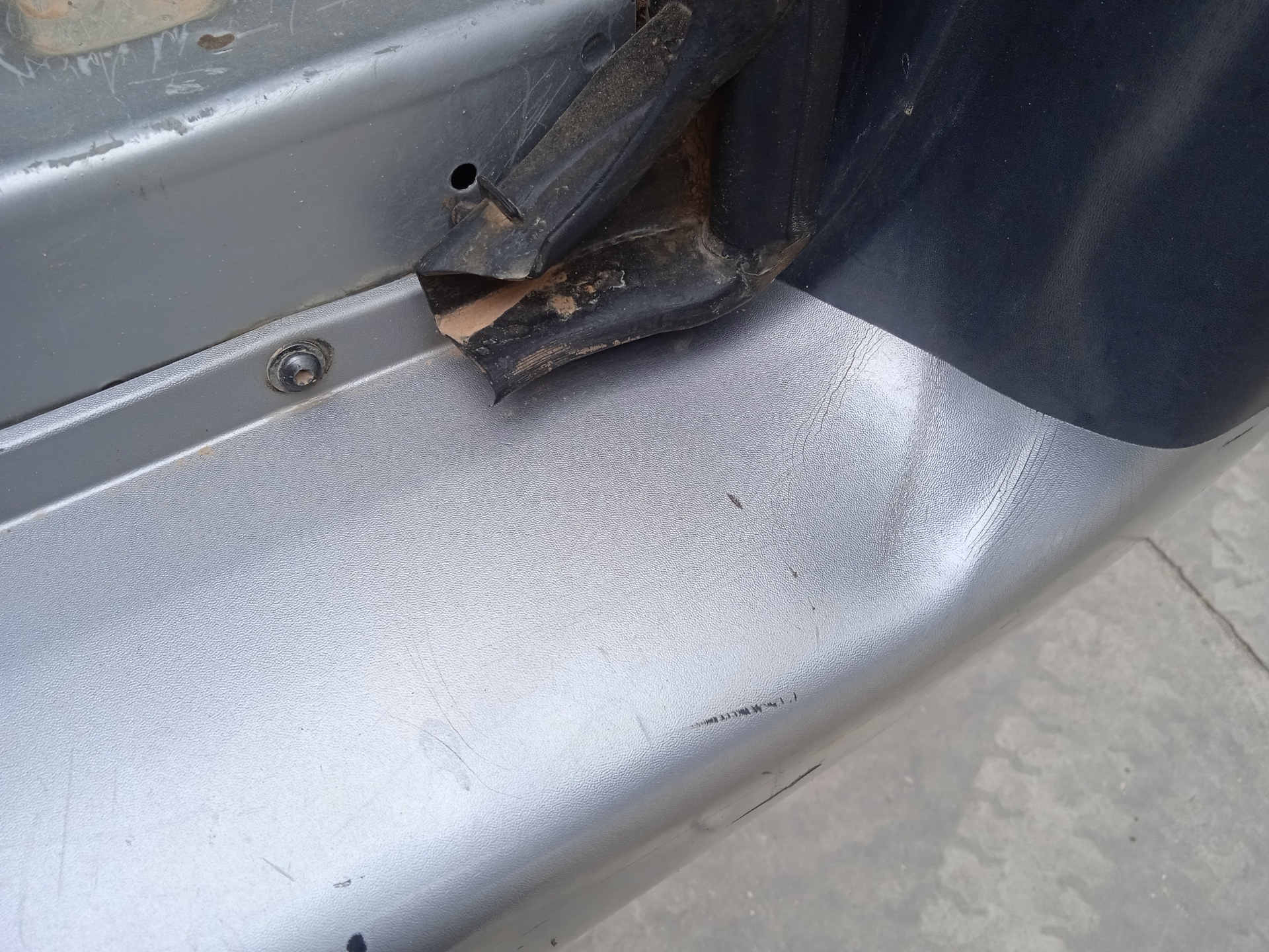 PARAGOLPES TRASERO PEUGEOT PARTNER RHY