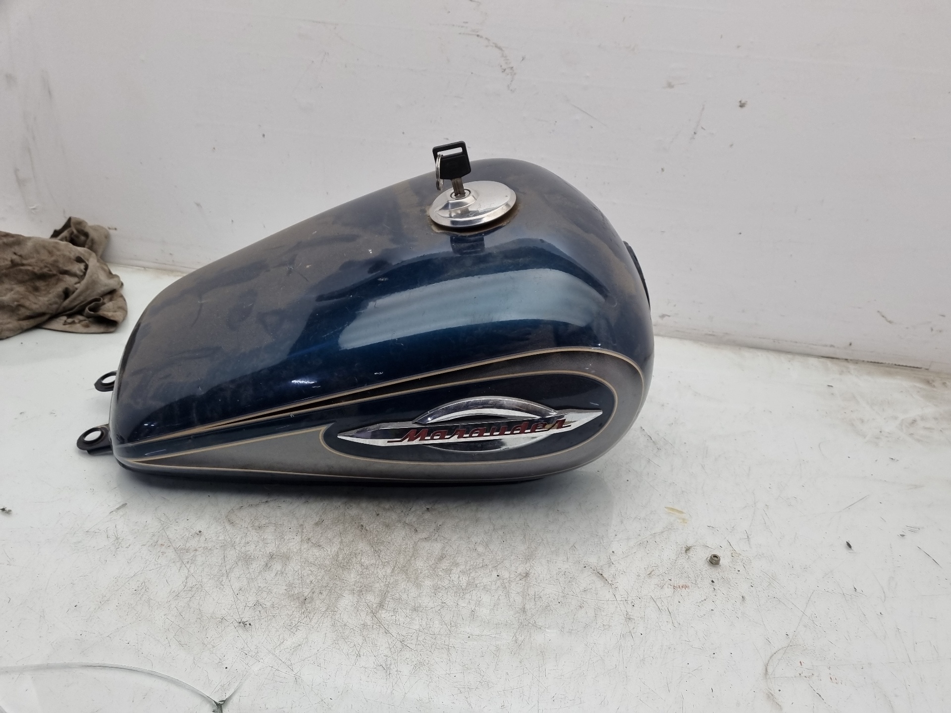 DEPOSITO COMBUSTIBLE SUZUKI MARAUDER 1600 G J430