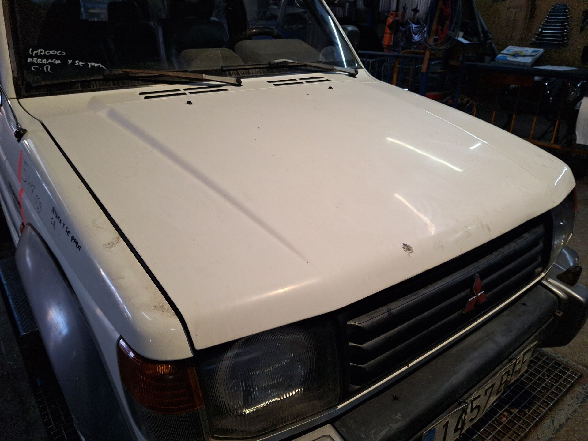 CAPO MITSUBISHI MONTERO 
