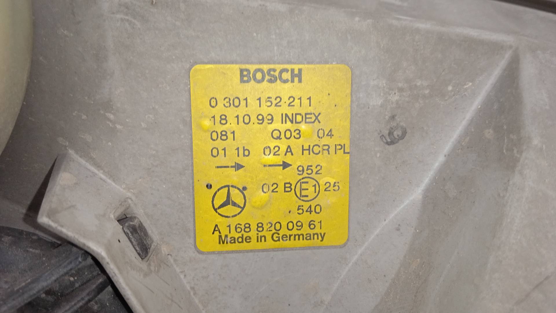 FARO IZQUIERDO MERCEDES-BENZ CLASE A M166990