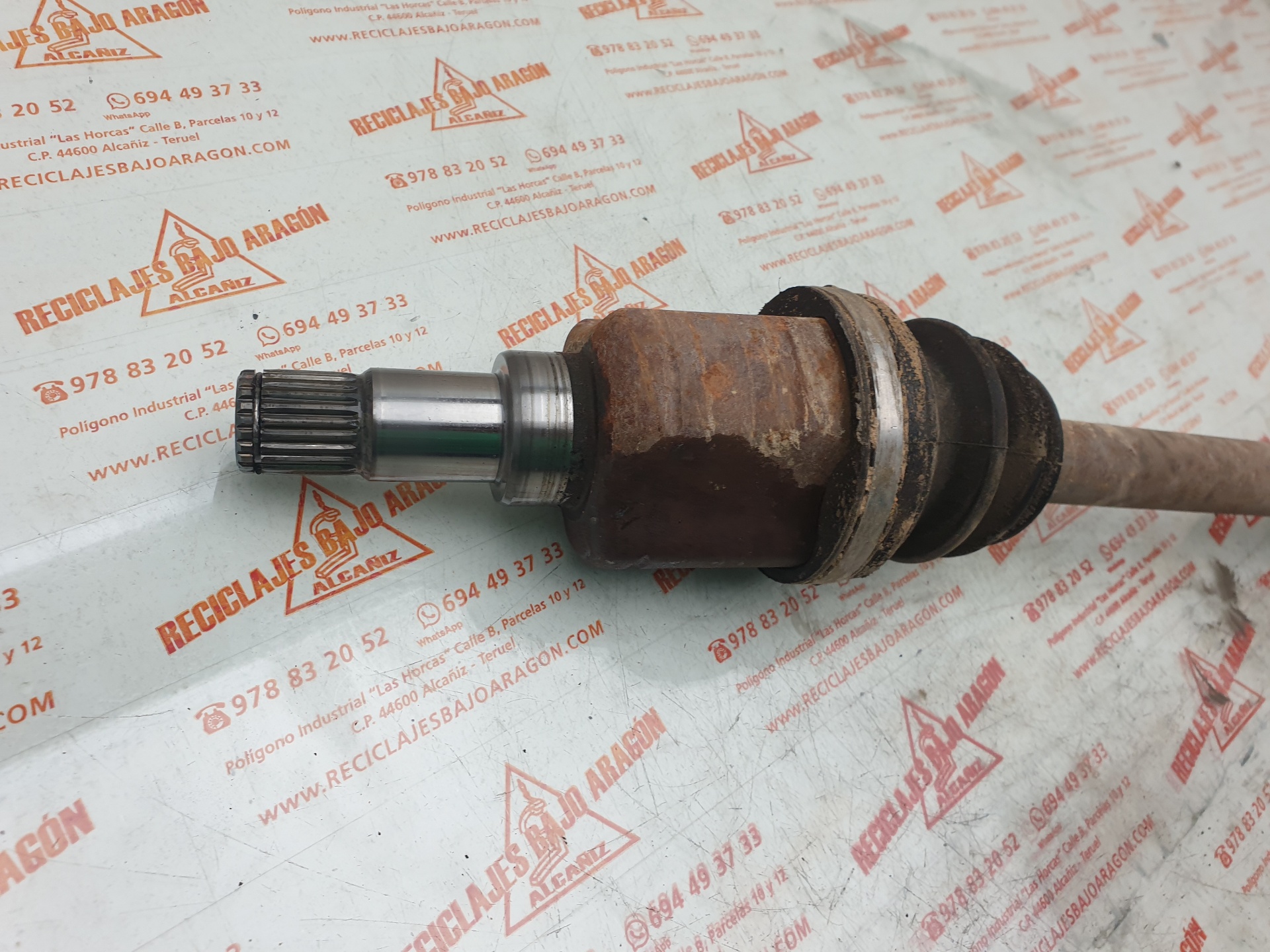 TRANSMISION DELANTERA IZQUIERDA FORD FIESTA FXJA