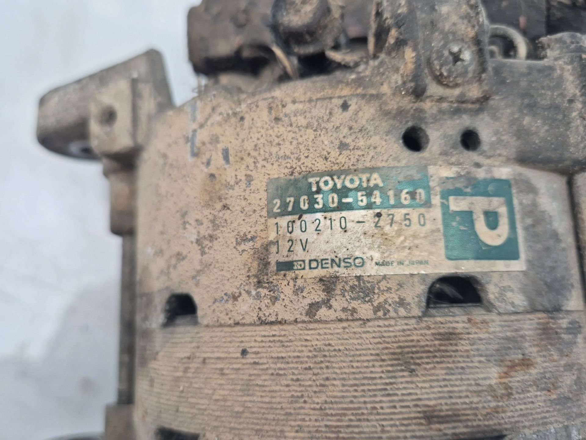ALTERNADOR TOYOTA LAND CRUISER 