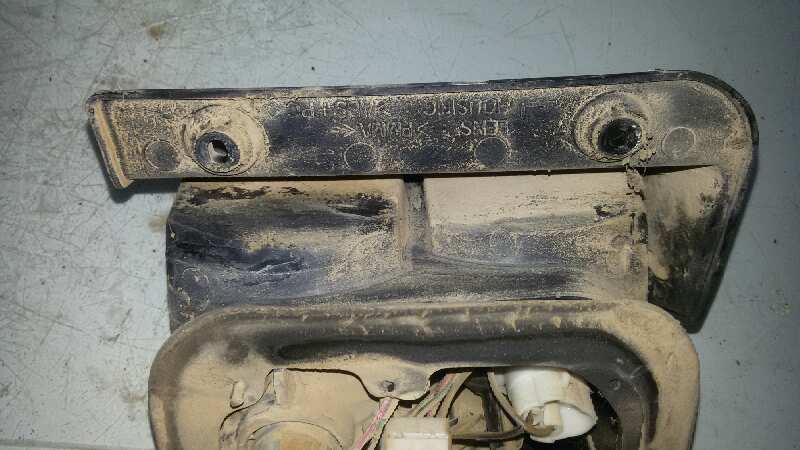 PILOTO TRASERO IZQUIERDO HYUNDAI H-1 D4BH