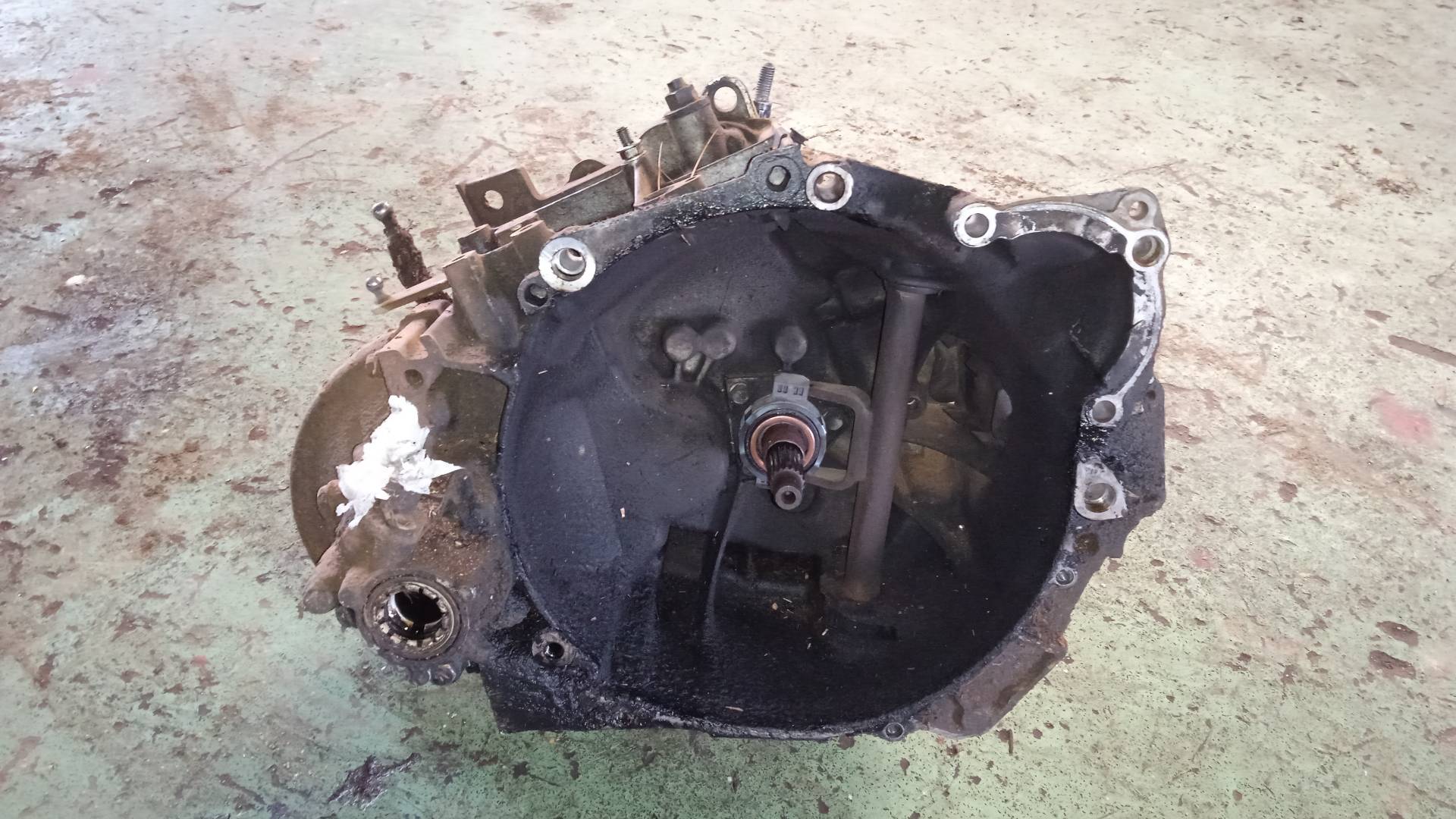 CAJA CAMBIOS PEUGEOT 205 A9A