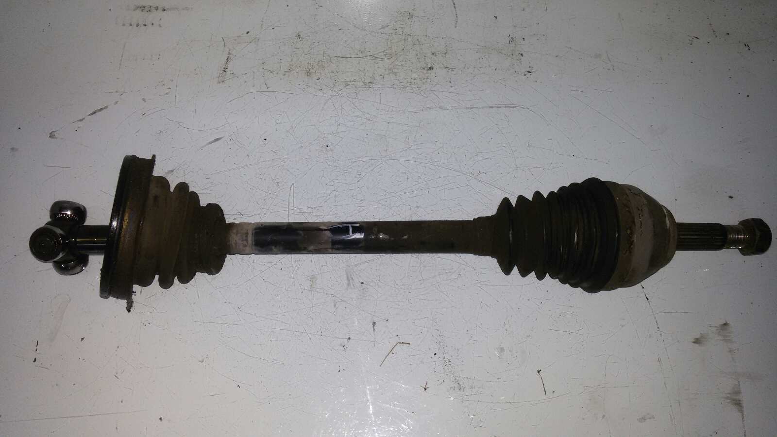 TRANSMISION DELANTERA IZQUIERDA RENAULT CLIO F8Q