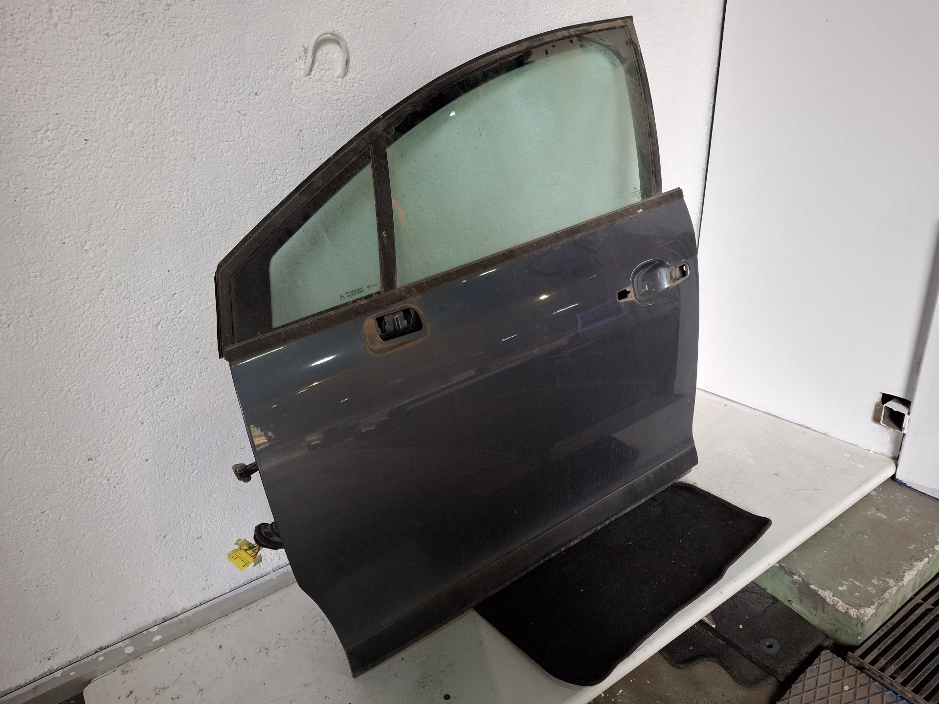 PUERTA DELANTERA IZQUIERDA CITROEN C4 BERLINA 9HX