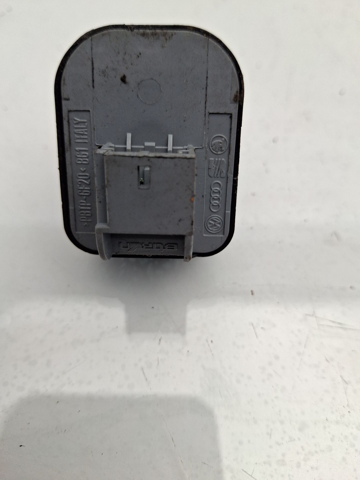 MANDO RETROVISOR AUDI A1 