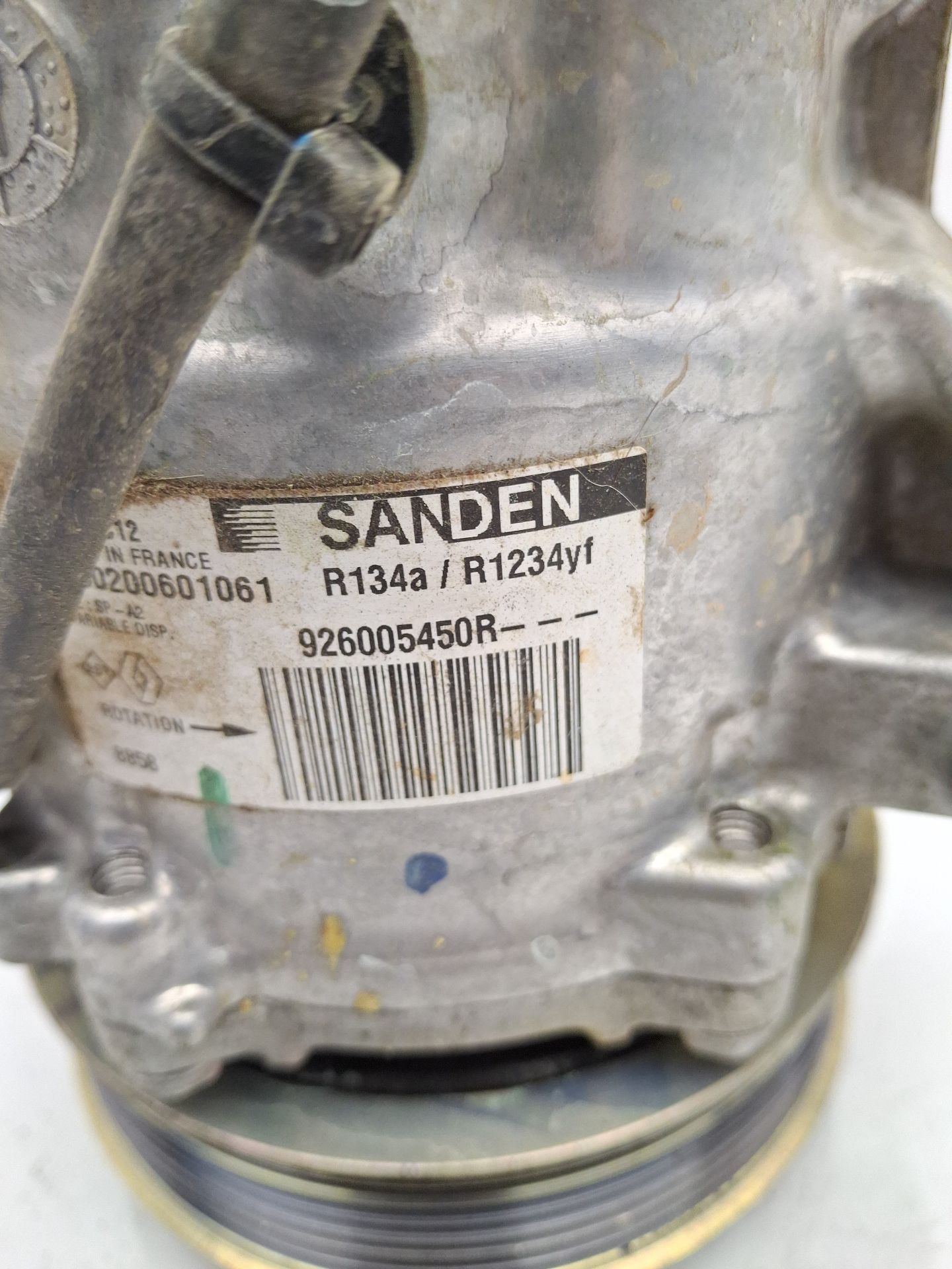 COMPRESOR AIRE ACONDICIONADO NISSAN JUKE 