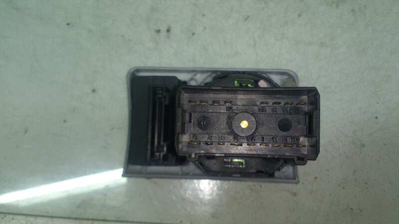 MANDO LUCES AUDI A6 AGA