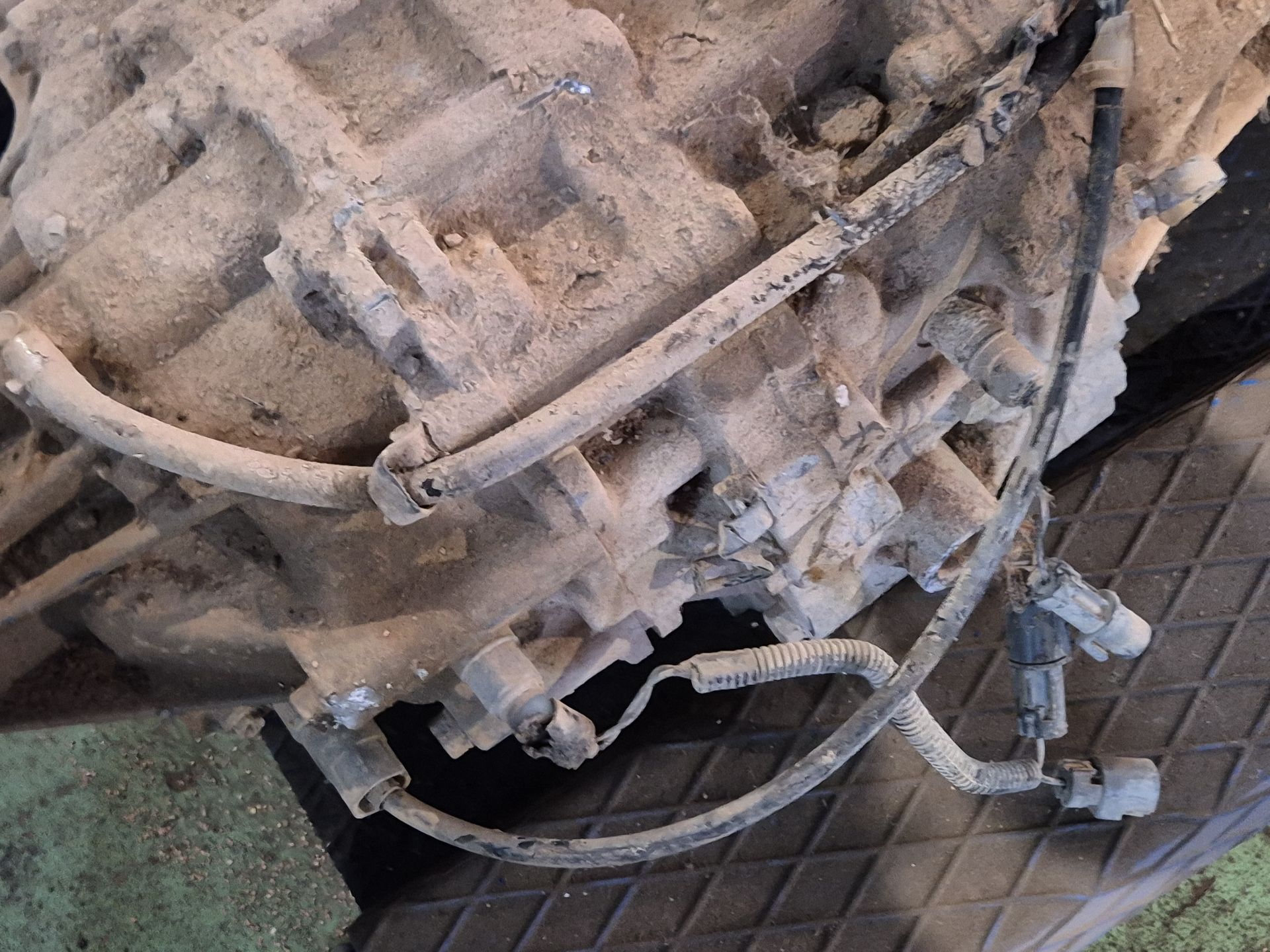 CAJA CAMBIOS NISSAN TERRANO 