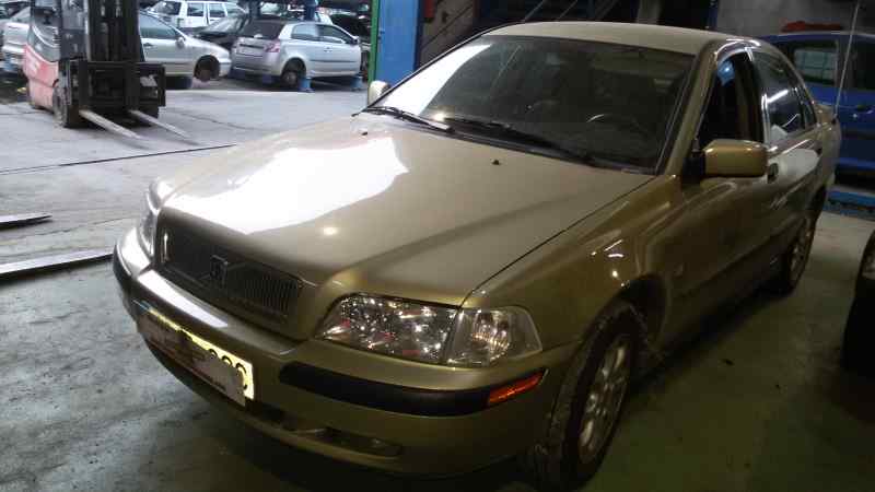 FARO DERECHO VOLVO S40 B4184SJ