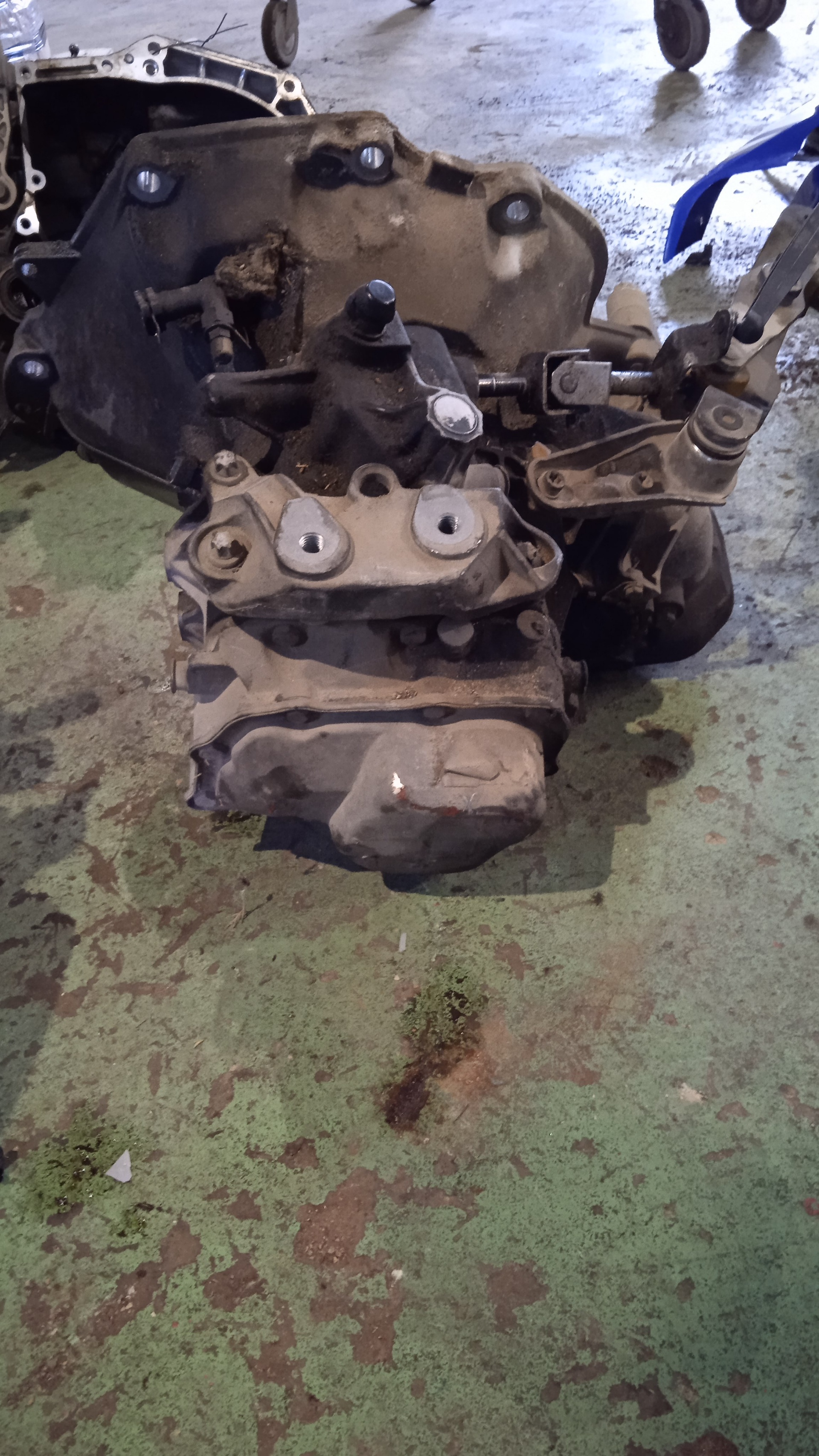 CAJA CAMBIOS OPEL TIGRA Z14XEP