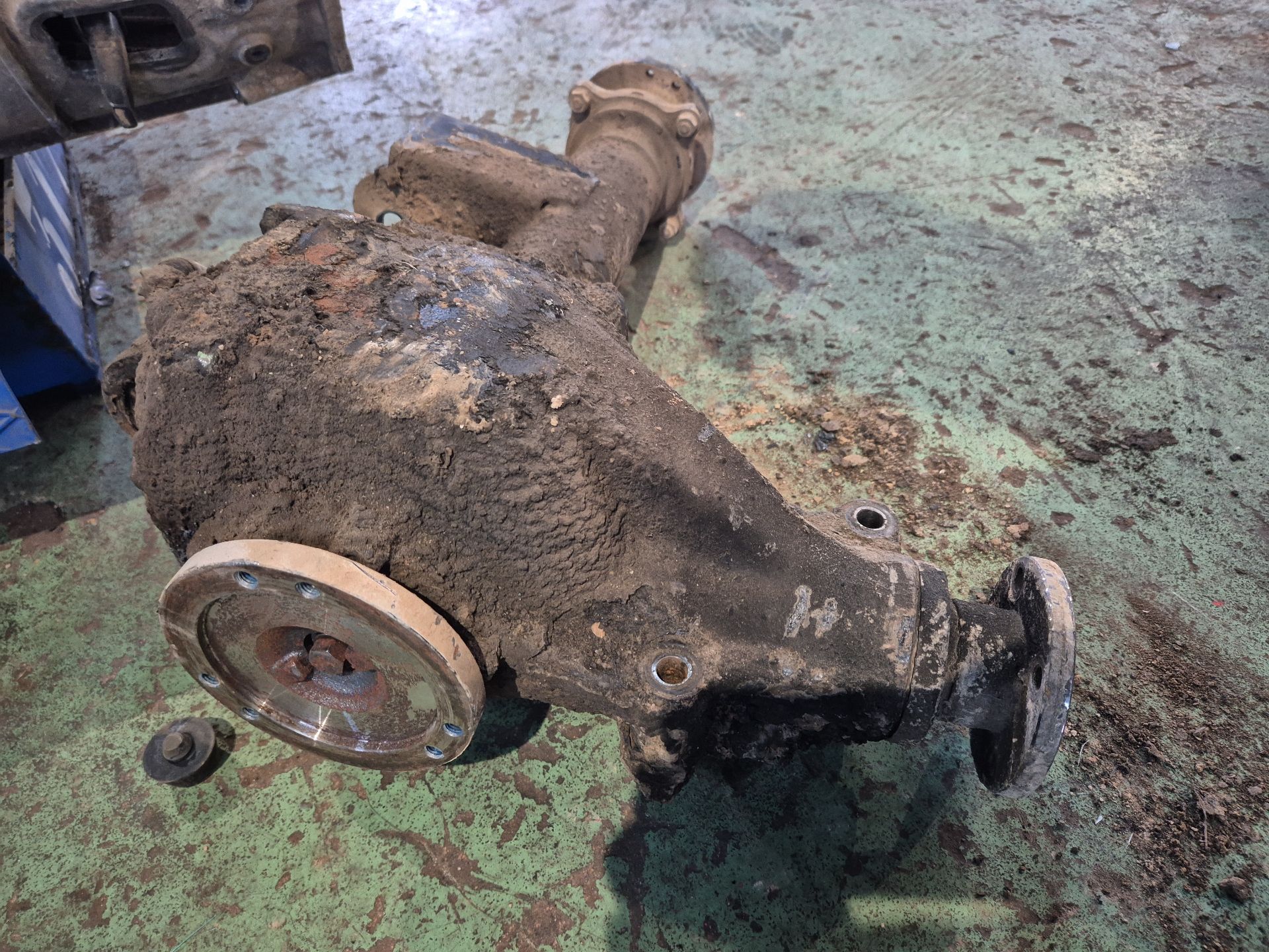 CAJA CAMBIOS NISSAN TERRANO 