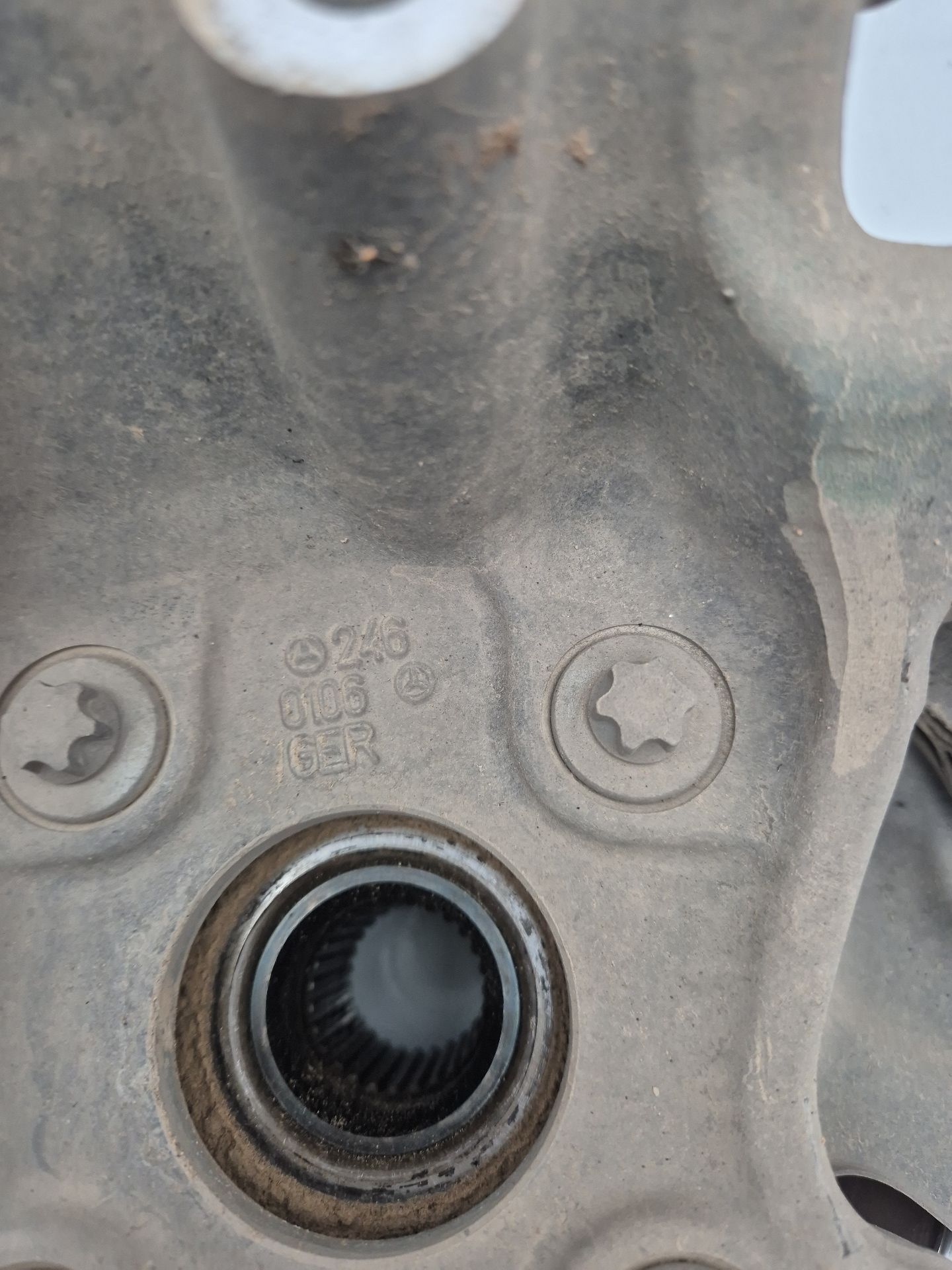 MANGUETA TRASERA DERECHA MERCEDES-BENZ CLASE GLA 