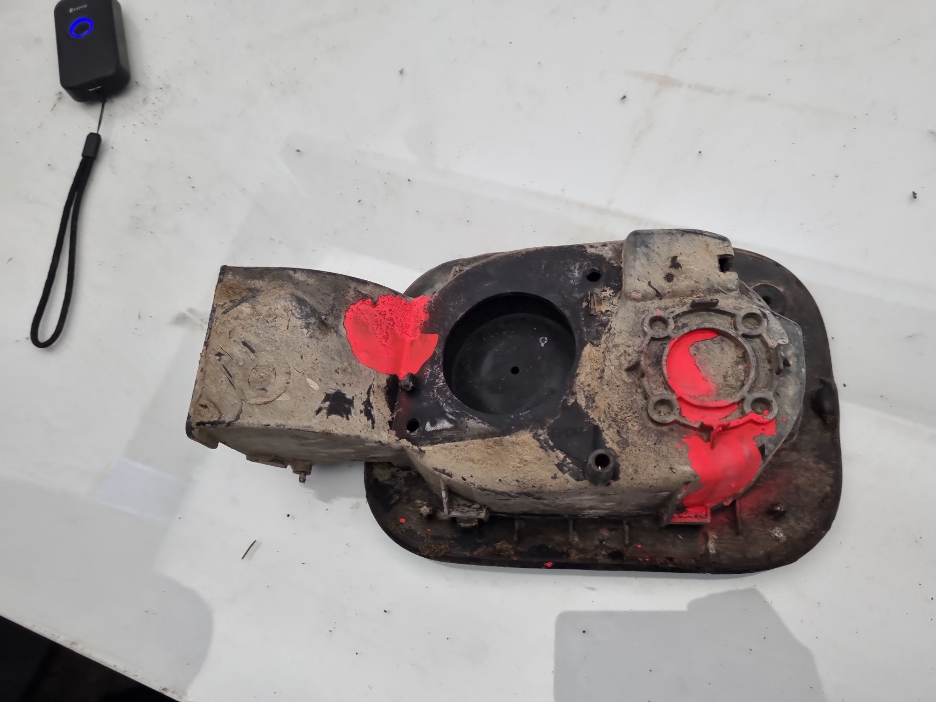 TAPA EXTERIOR COMBUSTIBLE RENAULT MEGANE 