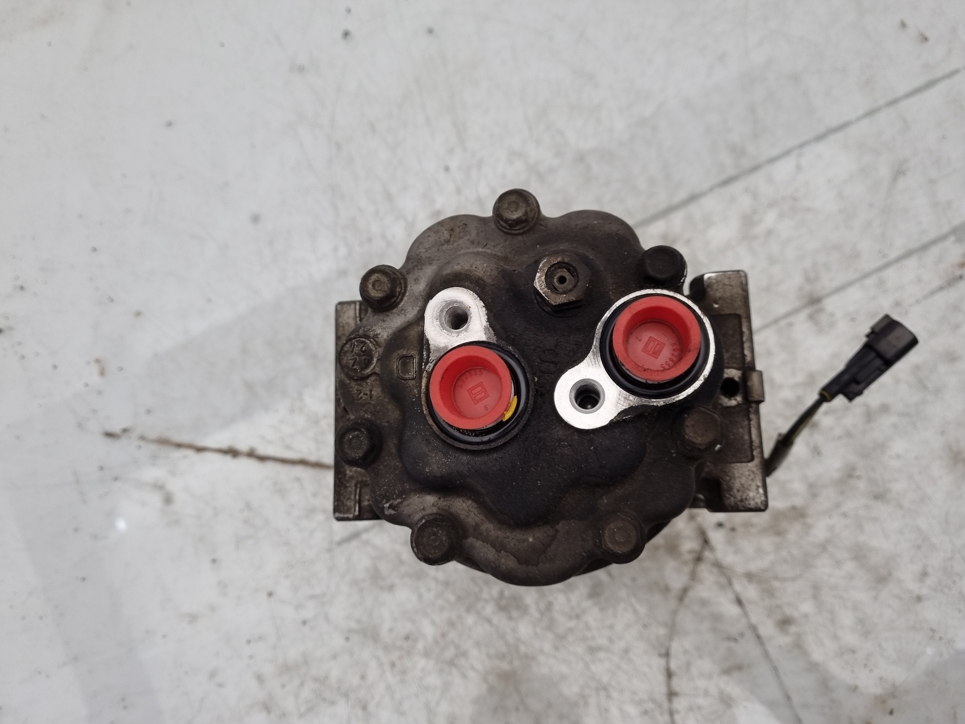 COMPRESOR AIRE ACONDICIONADO VOLVO S40 D4204T/D