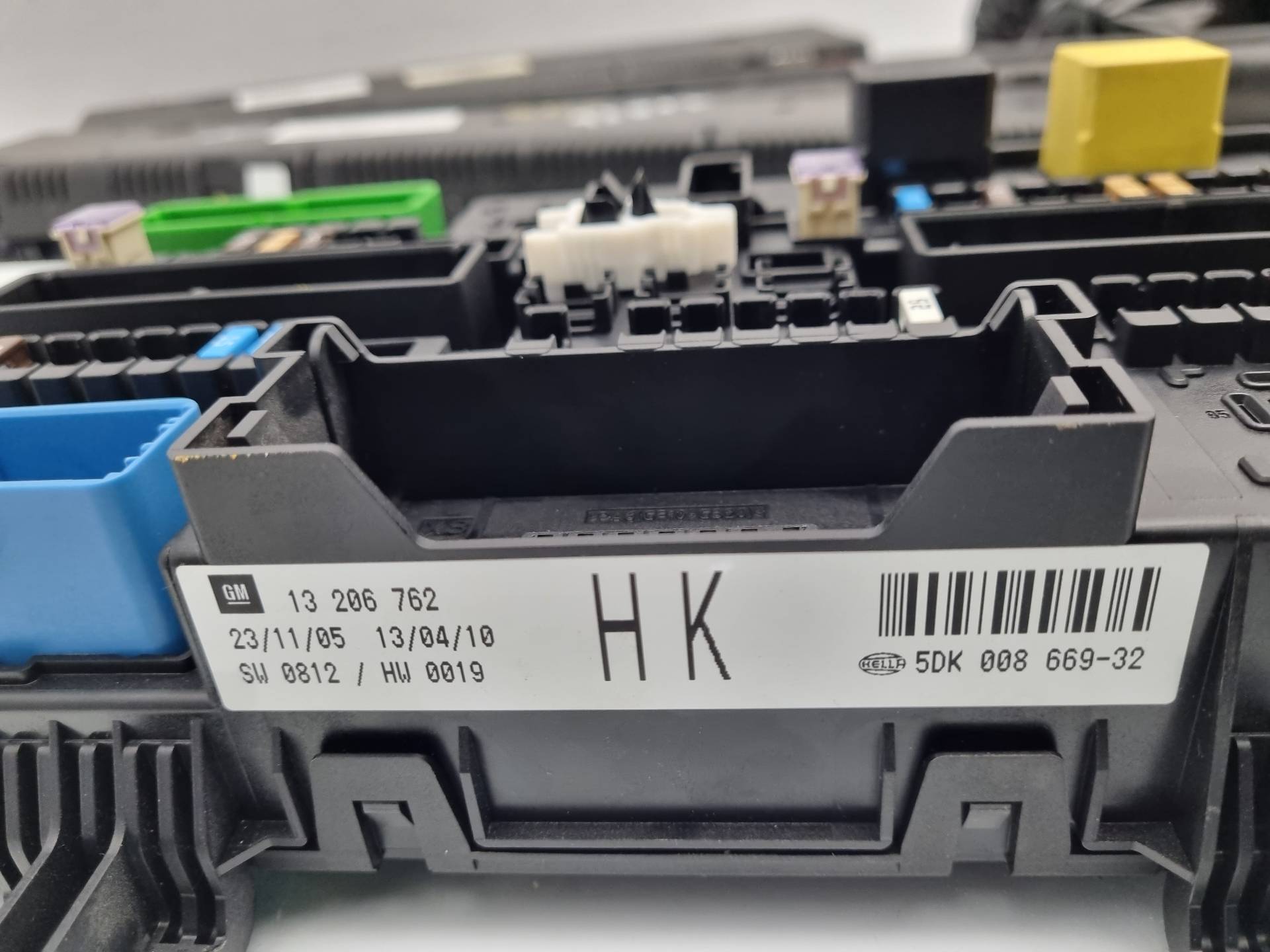 CAJA RELES / FUSIBLES OPEL ASTRA Z16XEP