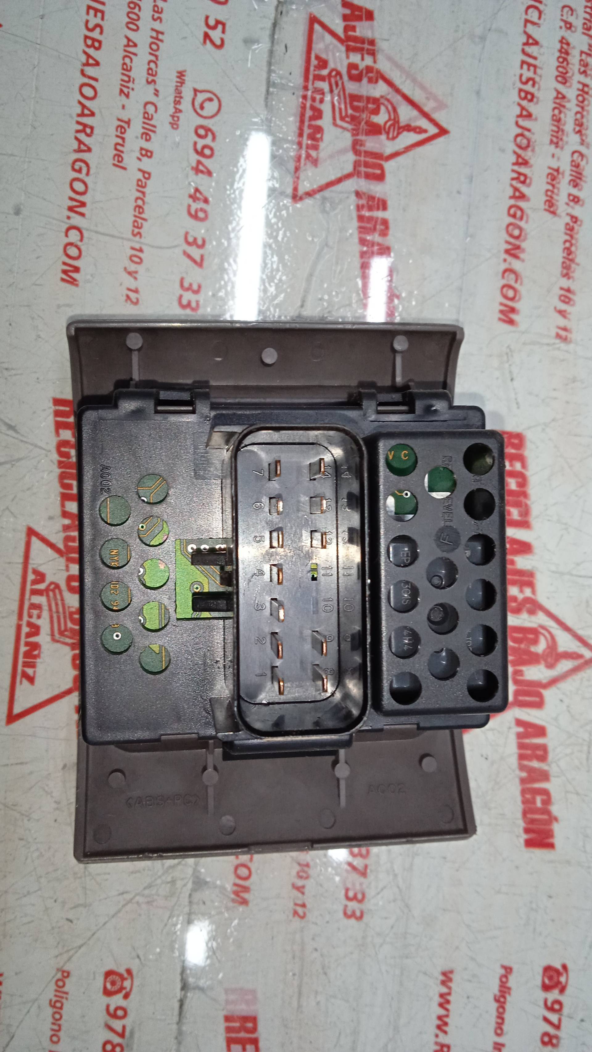 MANDO ELEVALUNAS DELANTERO IZQUIERDO CHRYSLER PT G 1.6L ON