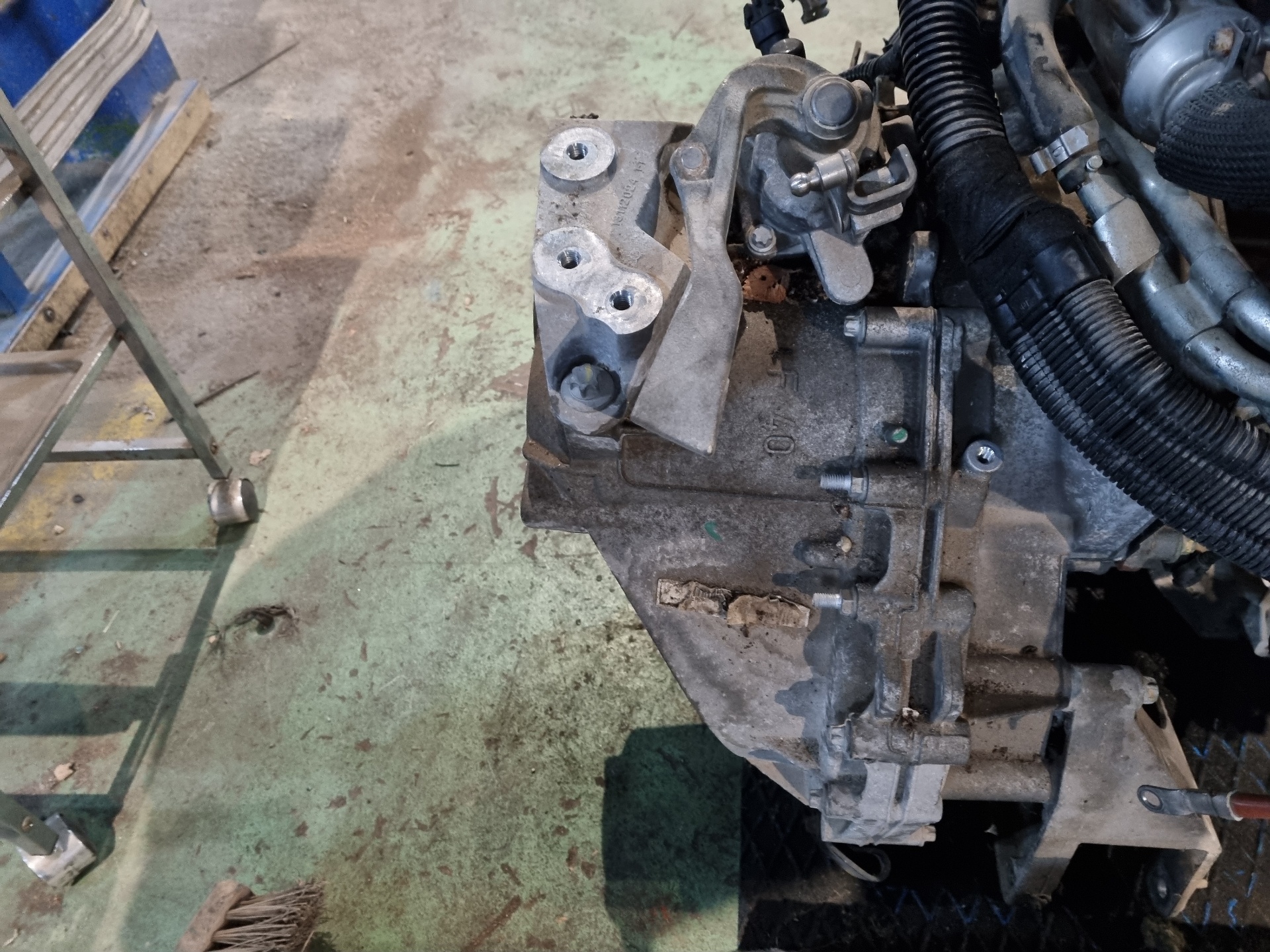 CAJA CAMBIOS OPEL VECTRA Z19DT