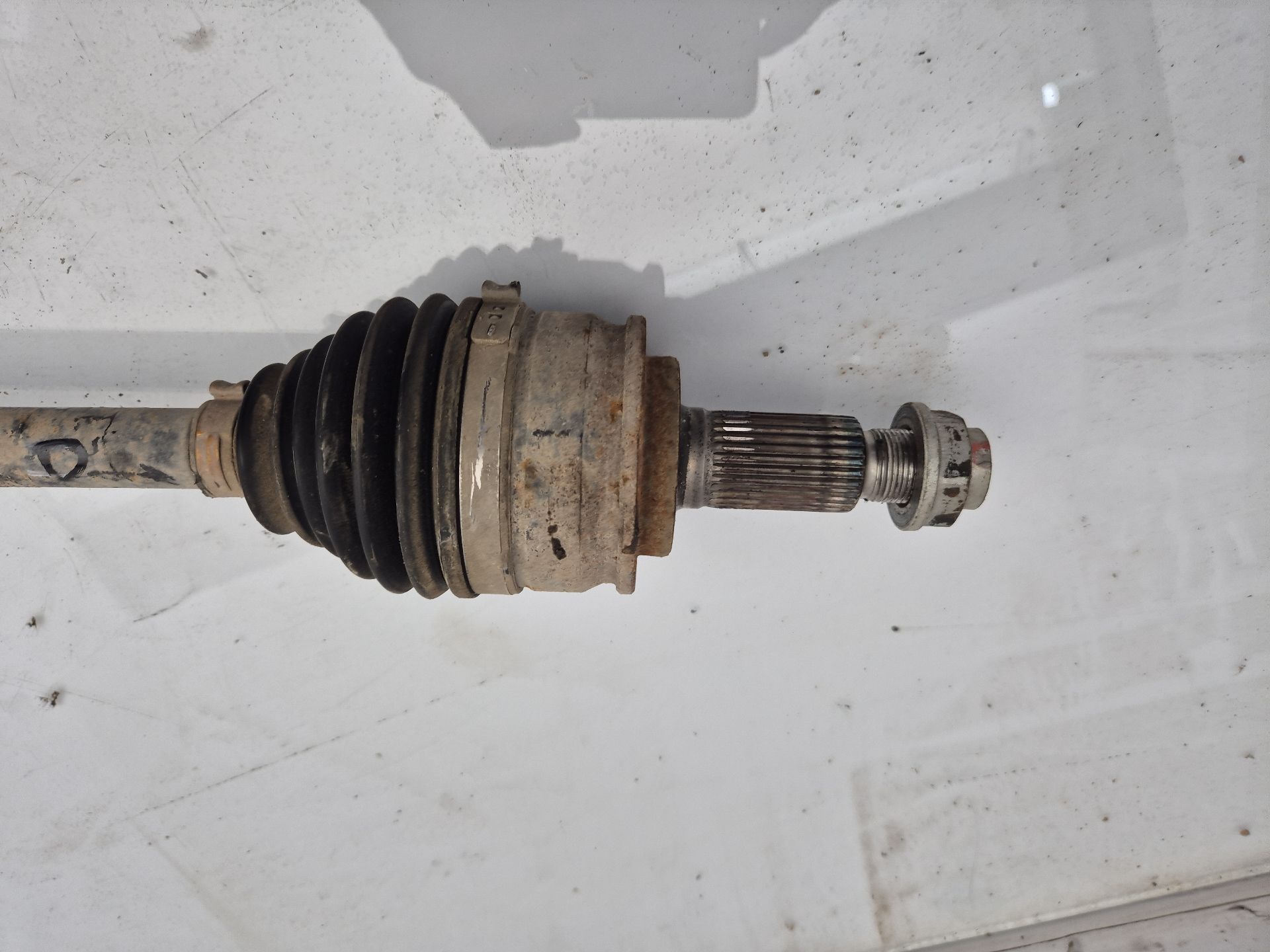 TRANSMISION DELANTERA DERECHA SUZUKI GRAND 