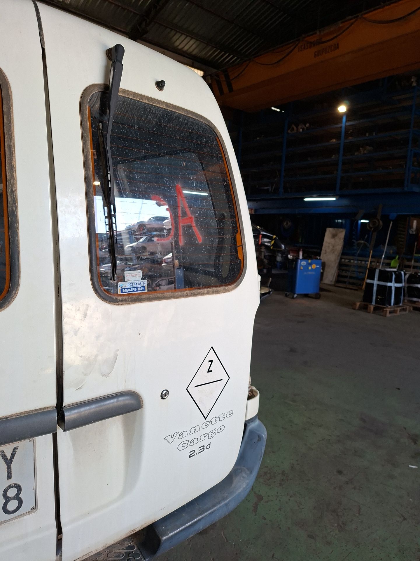 PORTON TRASERO DERECHO NISSAN VANETTE 