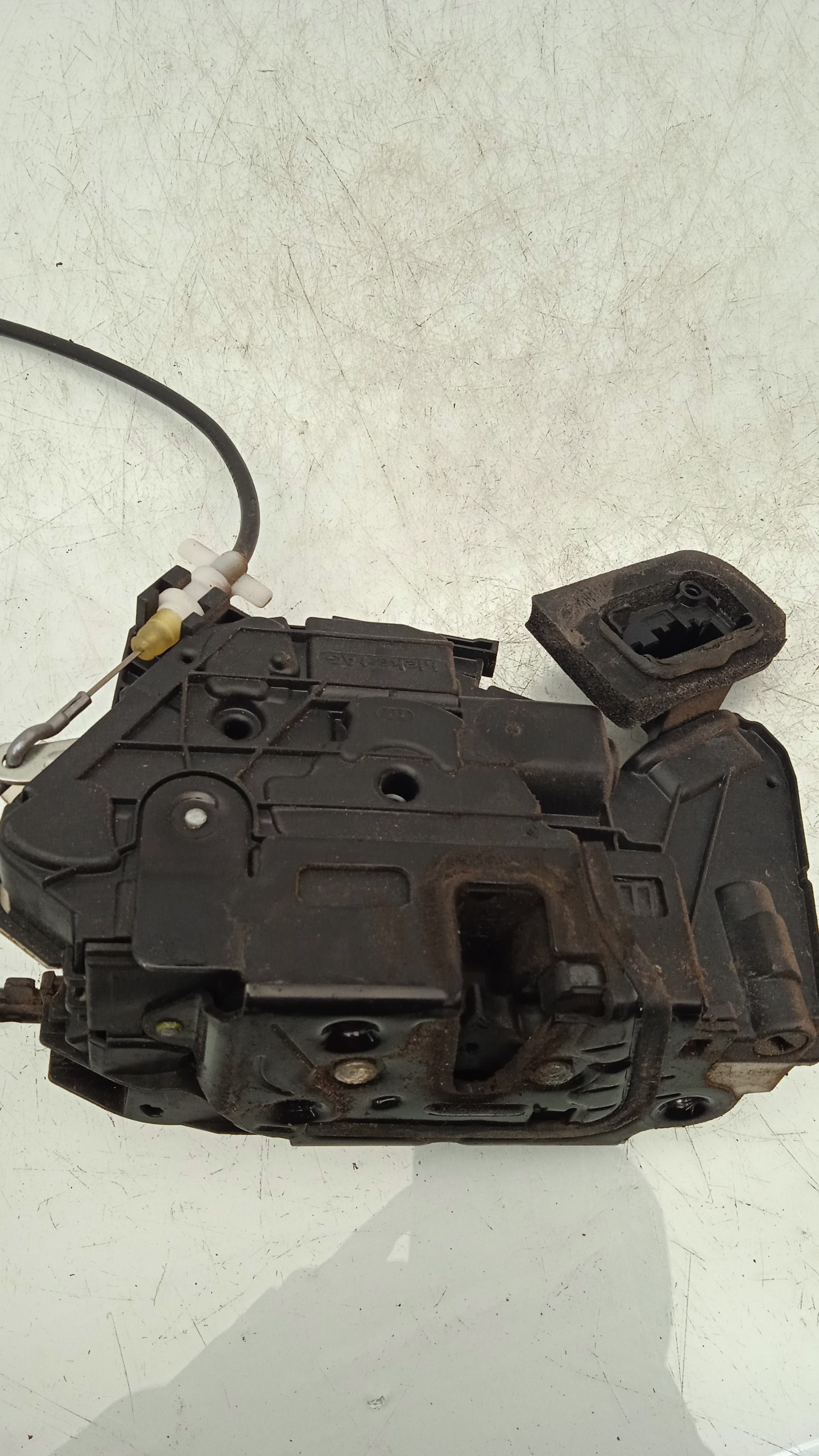 CERRADURA PUERTA DELANTERA DERECHA VOLKSWAGEN GOLF CAY