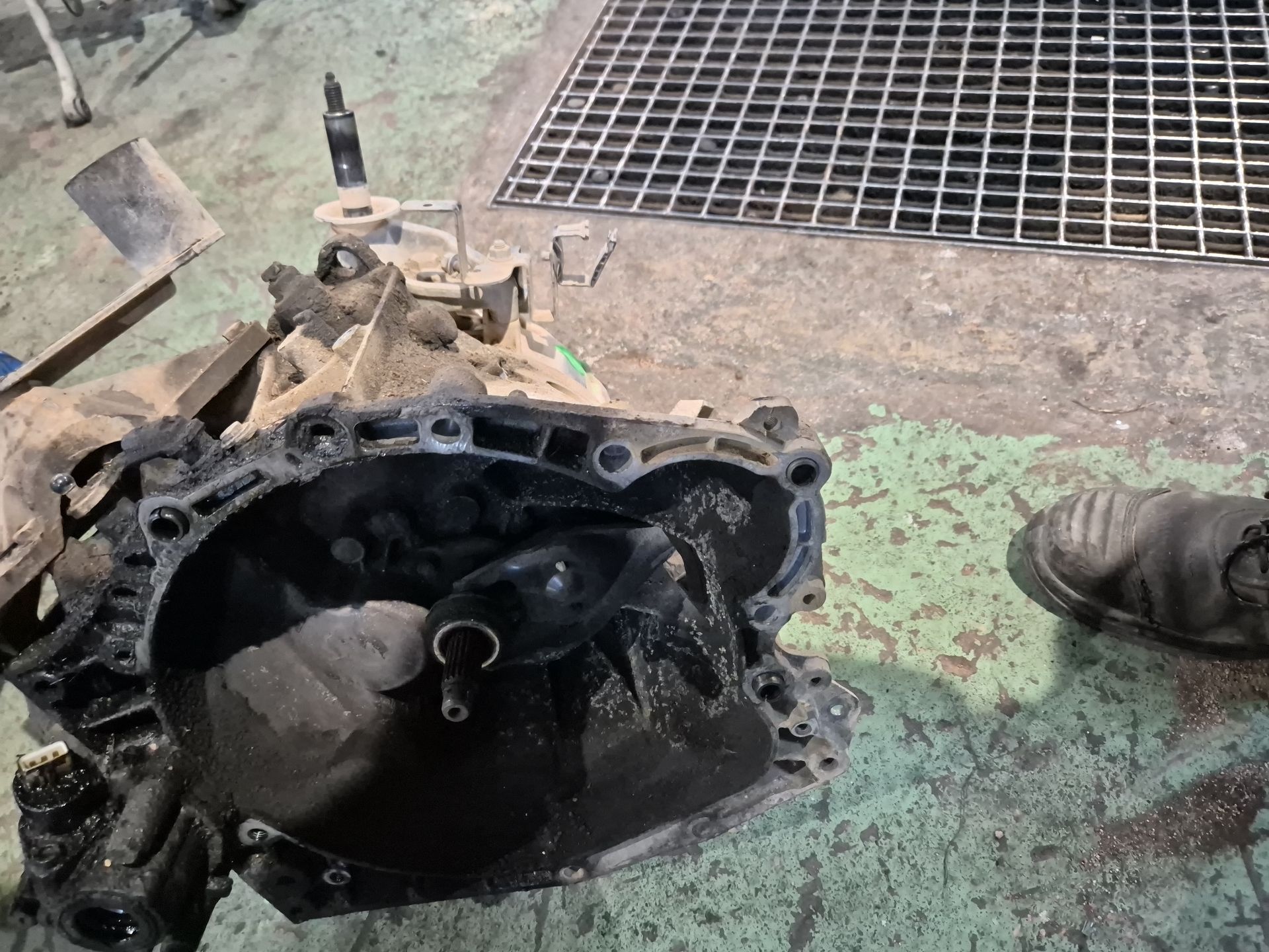 CAJA CAMBIOS PEUGEOT EXPERT 