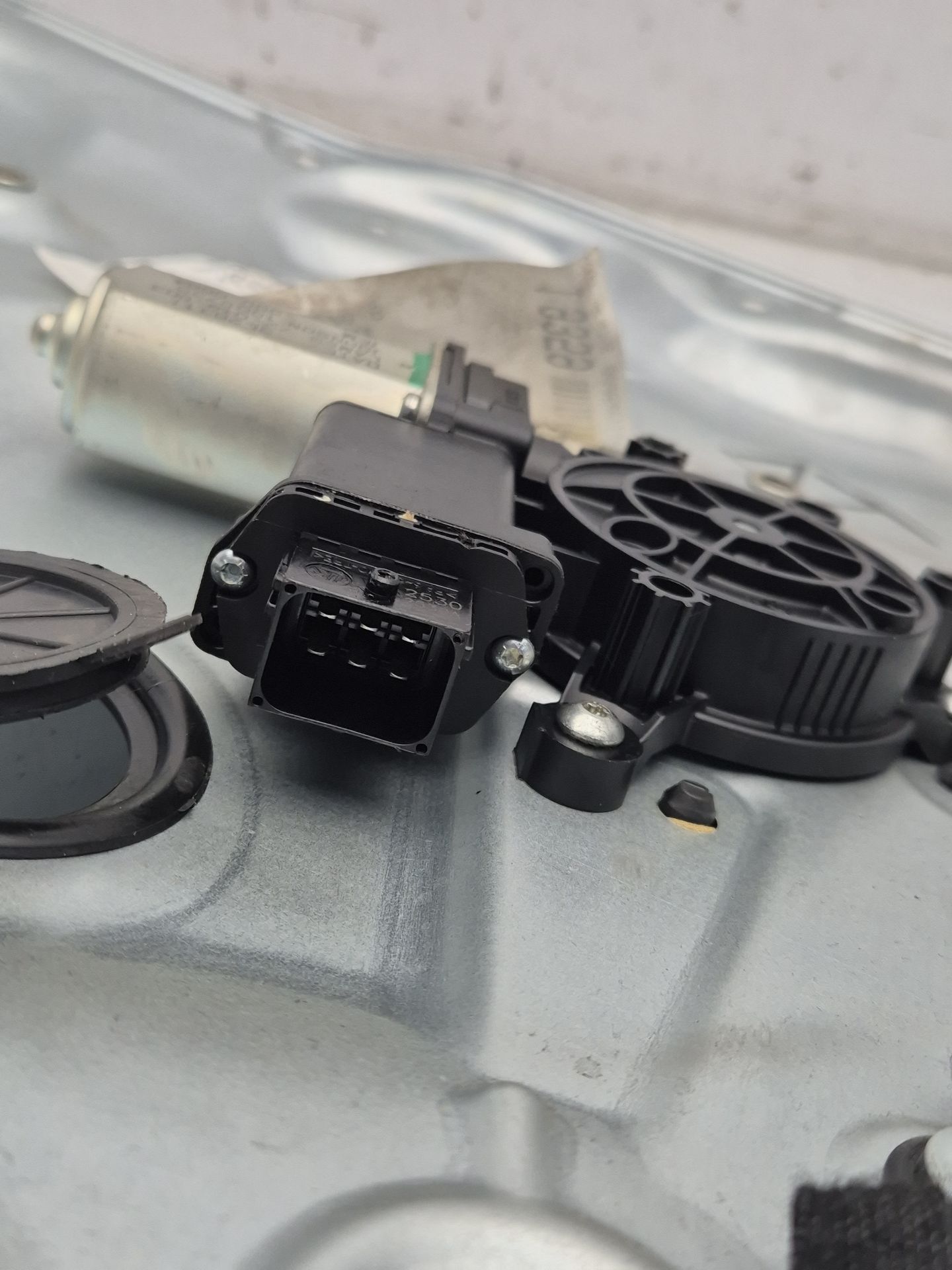 ELEVALUNAS DELANTERO IZQUIERDO ALFA ROMEO GIULIETT 