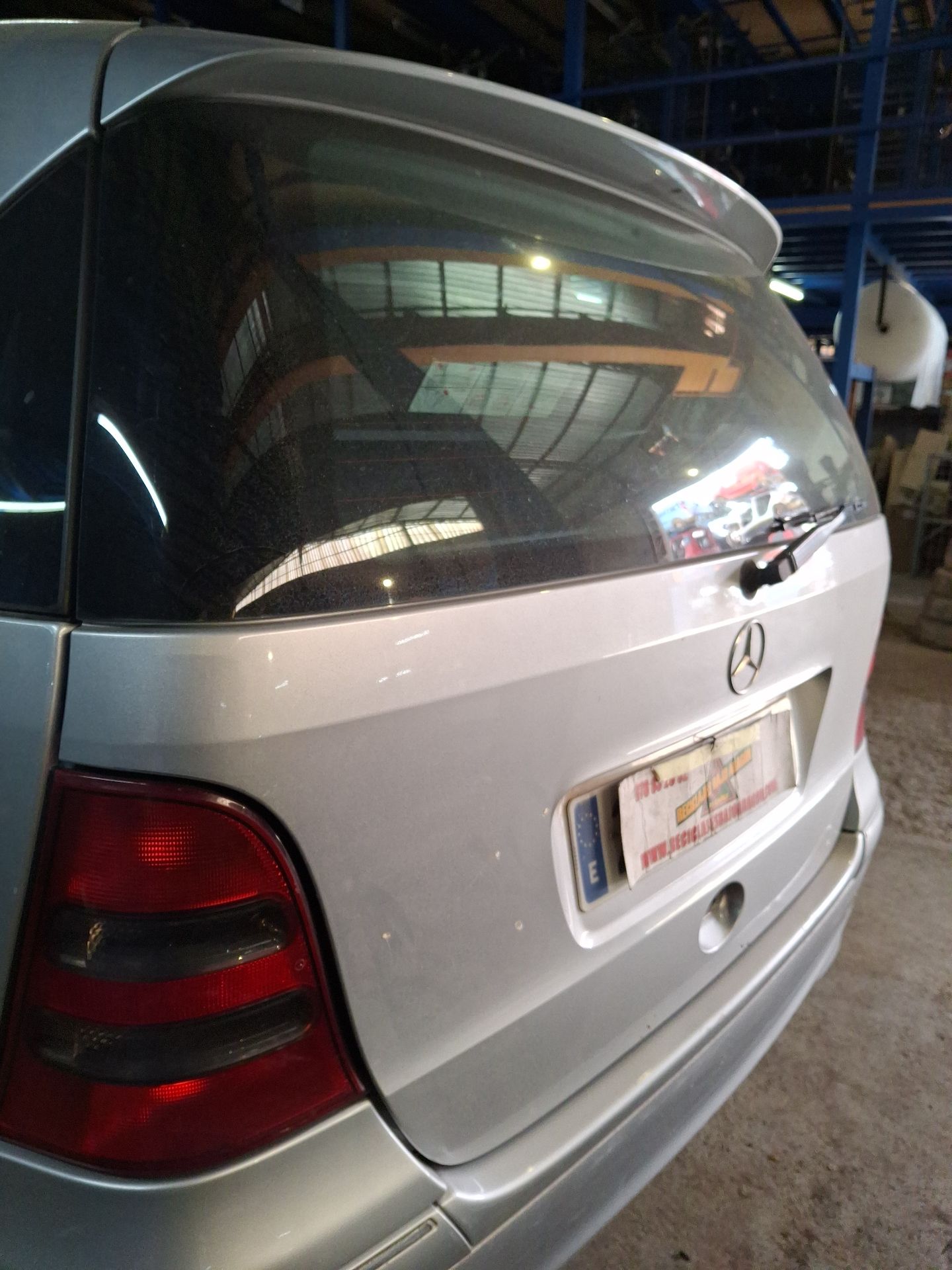 PORTON TRASERO MERCEDES-BENZ CLASE A 