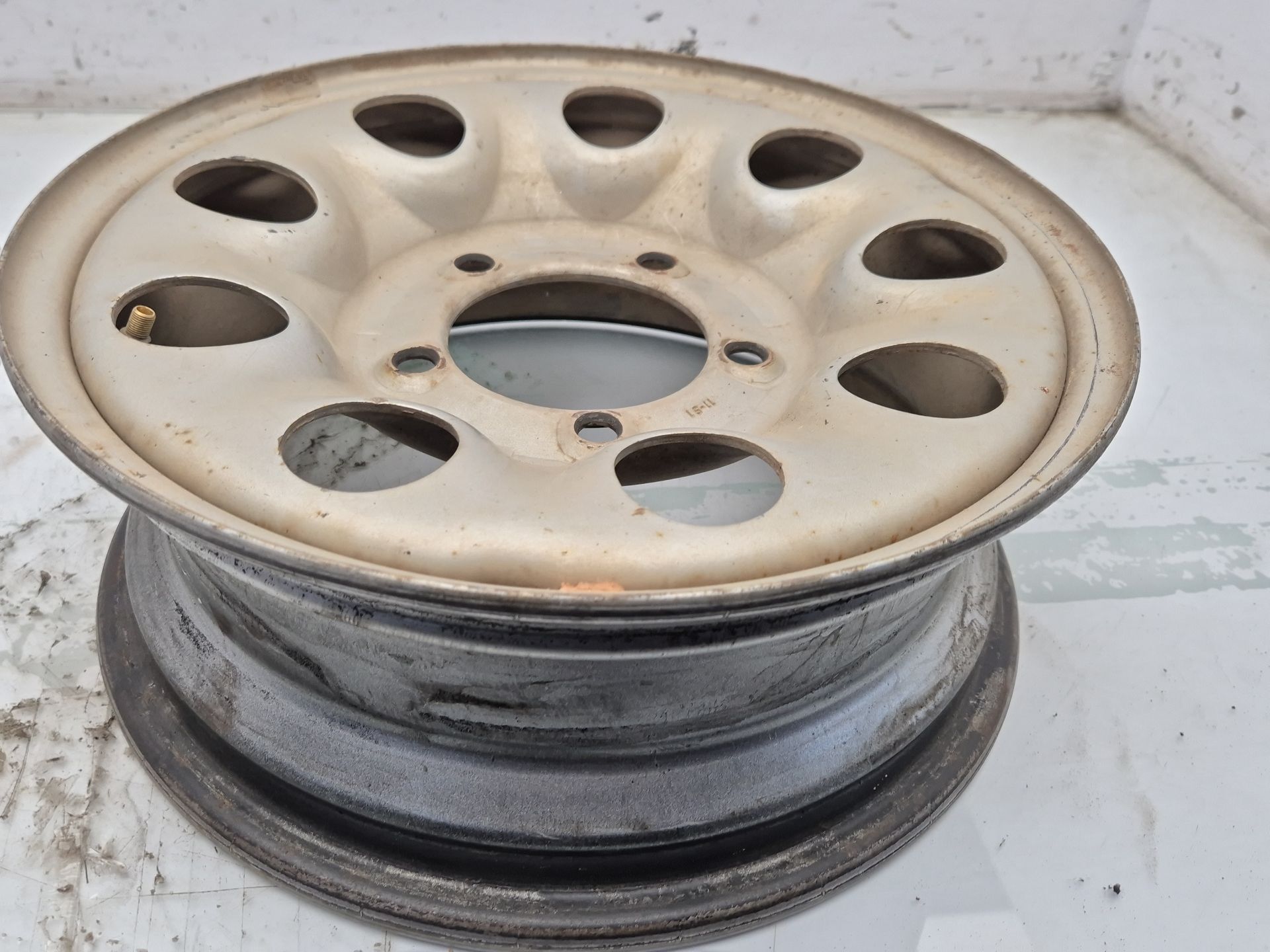 LLANTA SUZUKI VITARA 