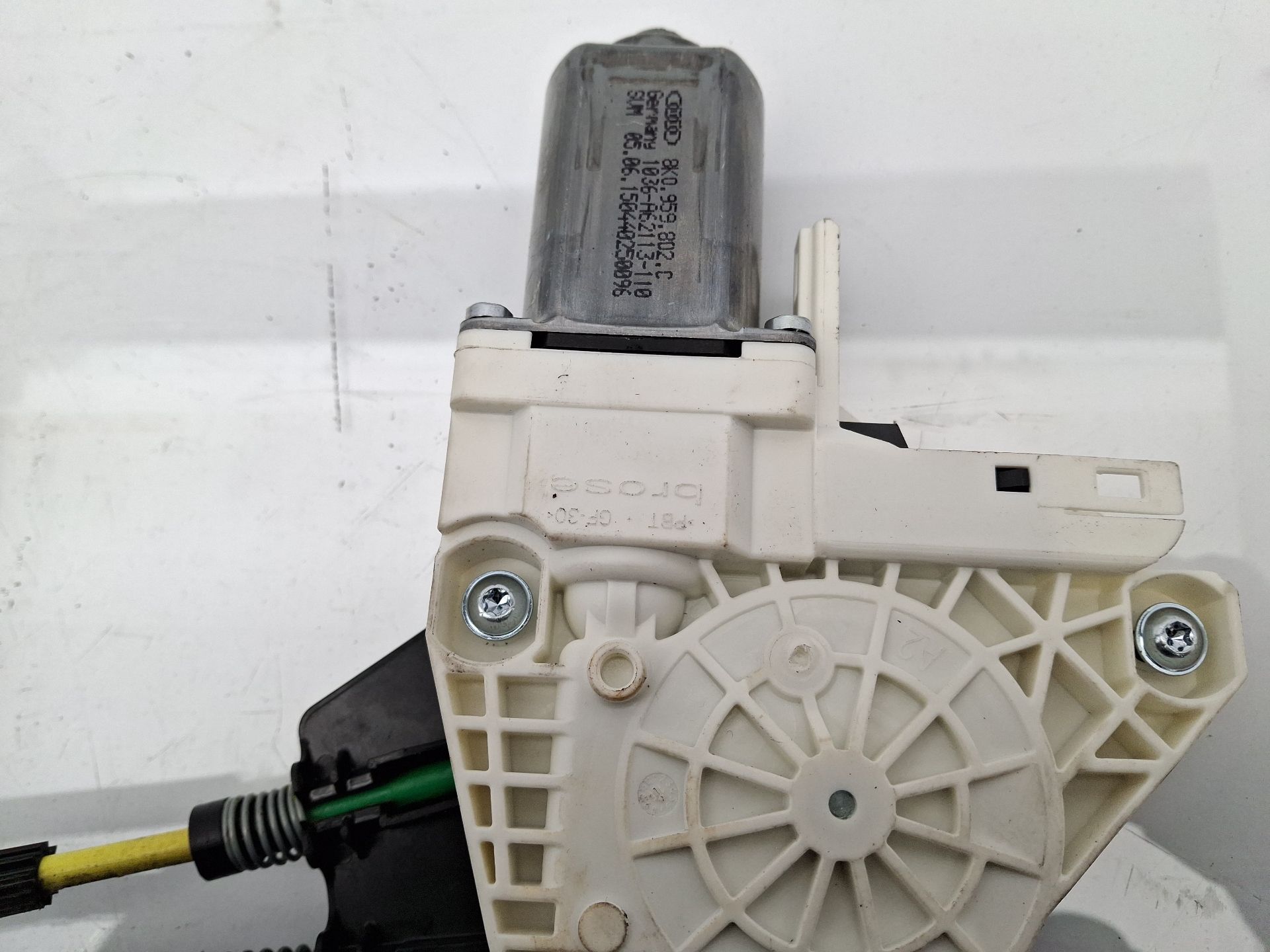 ELEVALUNAS DELANTERO DERECHO AUDI A1 