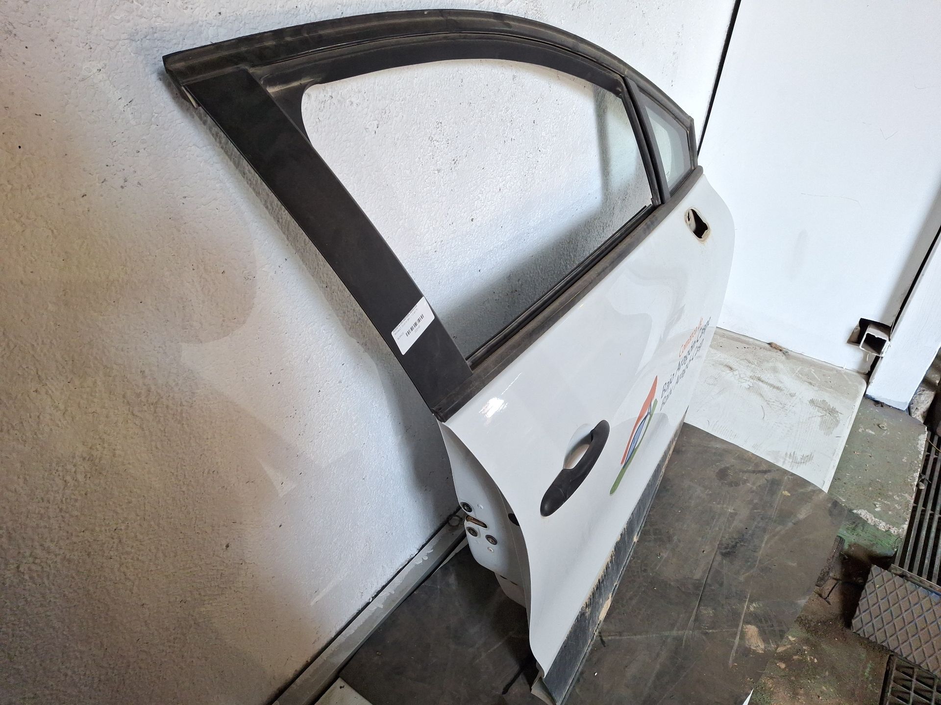 PUERTA DELANTERA DERECHA RENAULT CLIO 