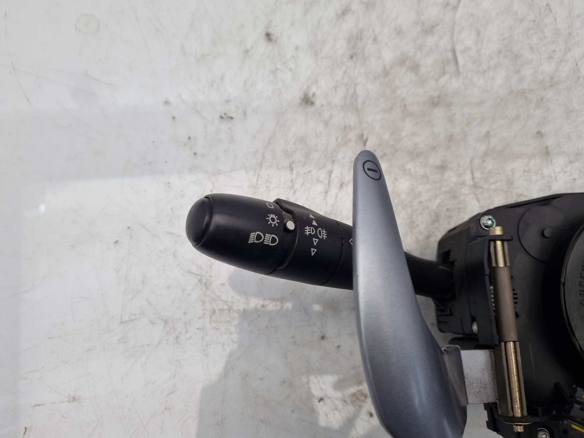 MANDO MULTIFUNCION CITROEN C2 KFV