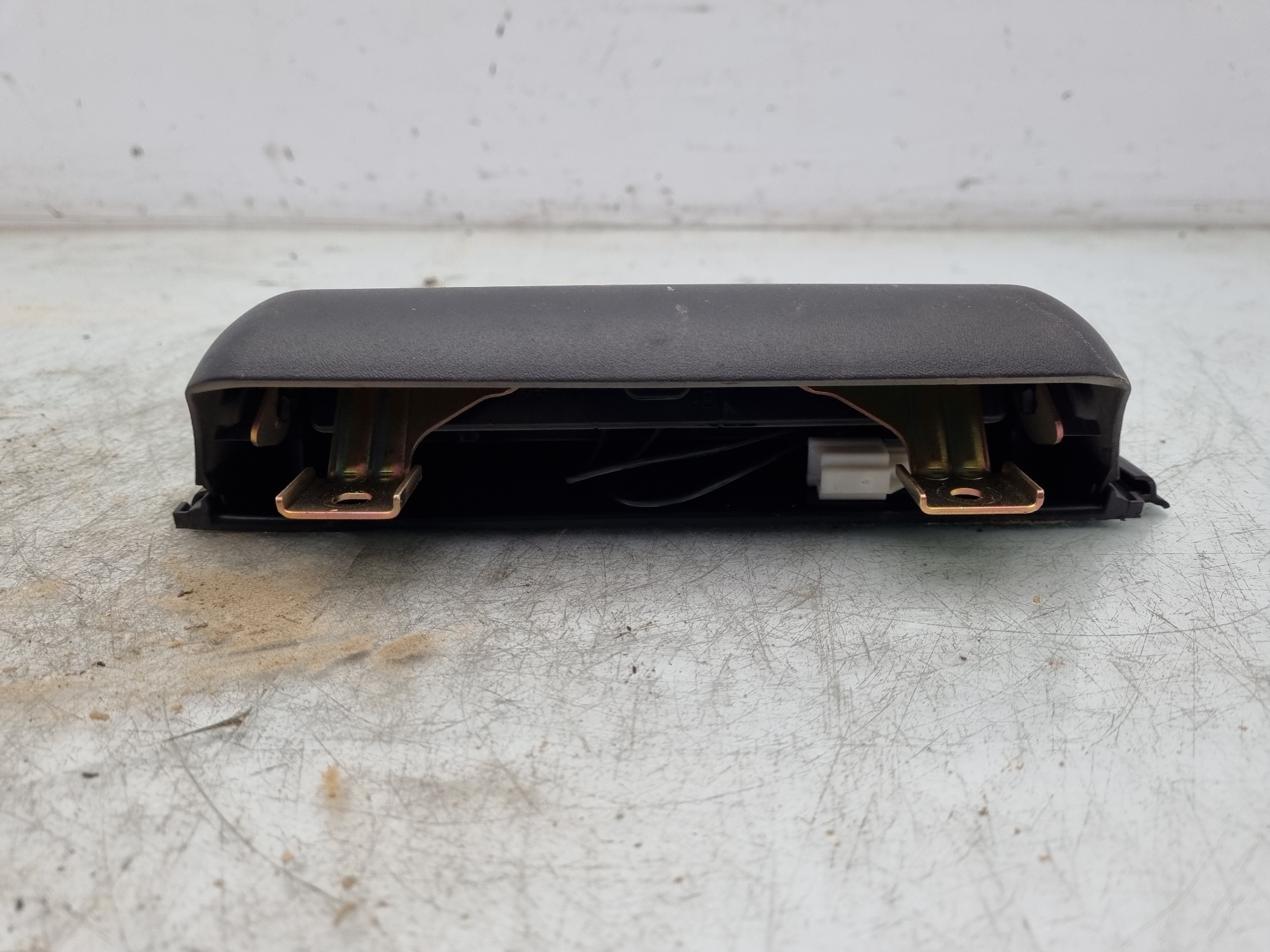 LUZ CENTRAL DE FRENO MITSUBISHI CARISMA 4G92