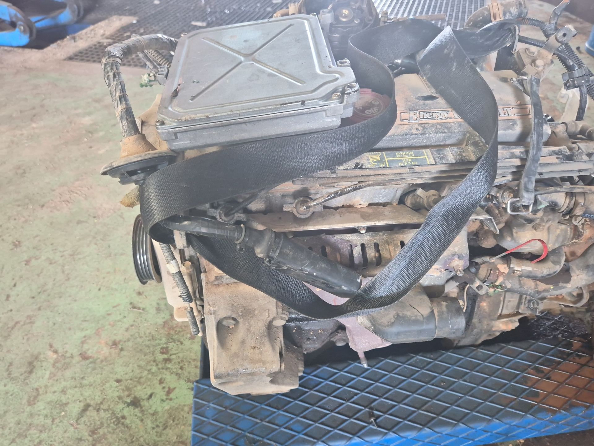 MOTOR COMPLETO RENAULT CLIO 