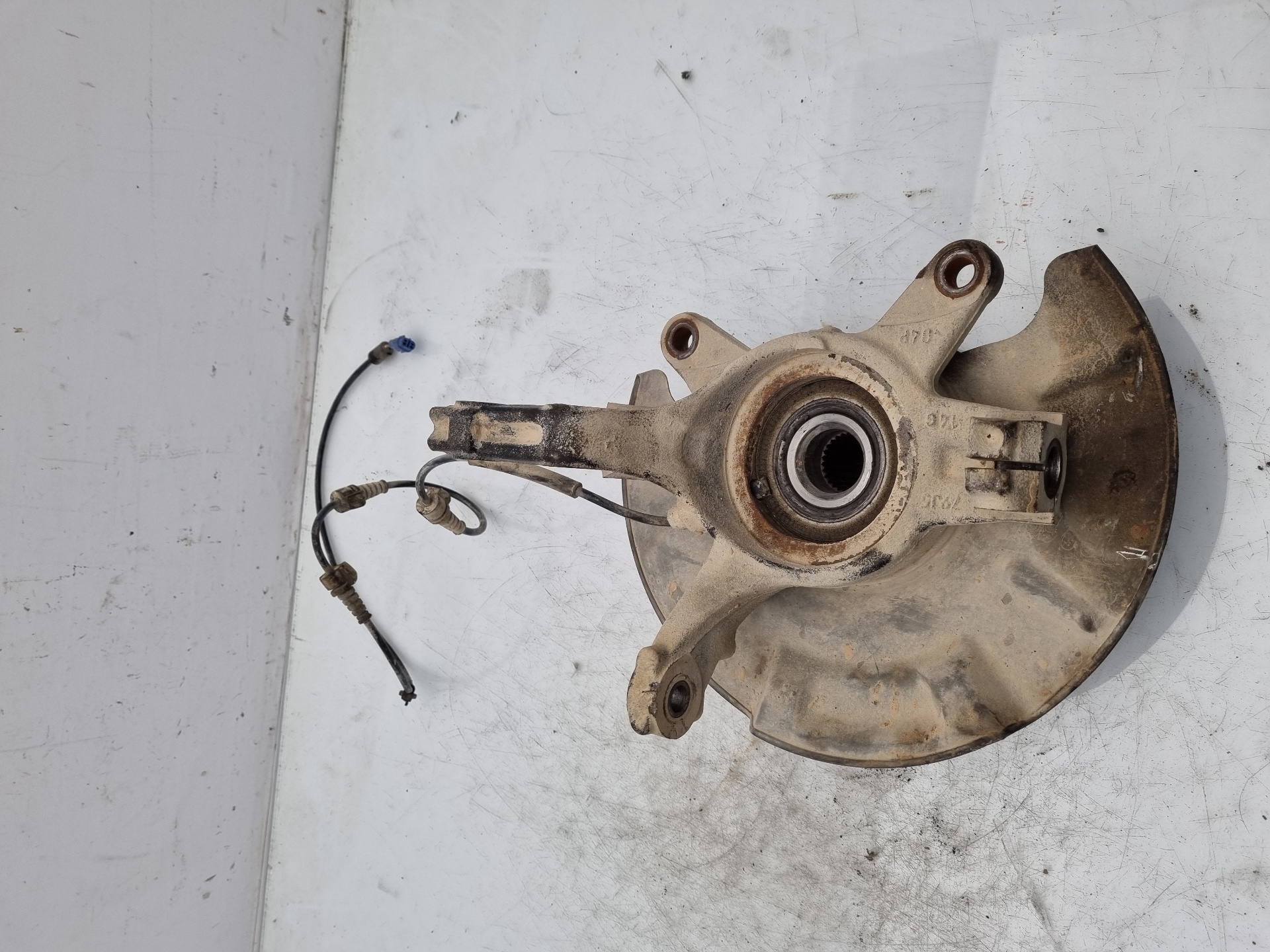 MANGUETA DELANTERA IZQUIERDA SUZUKI SX4 D19AA