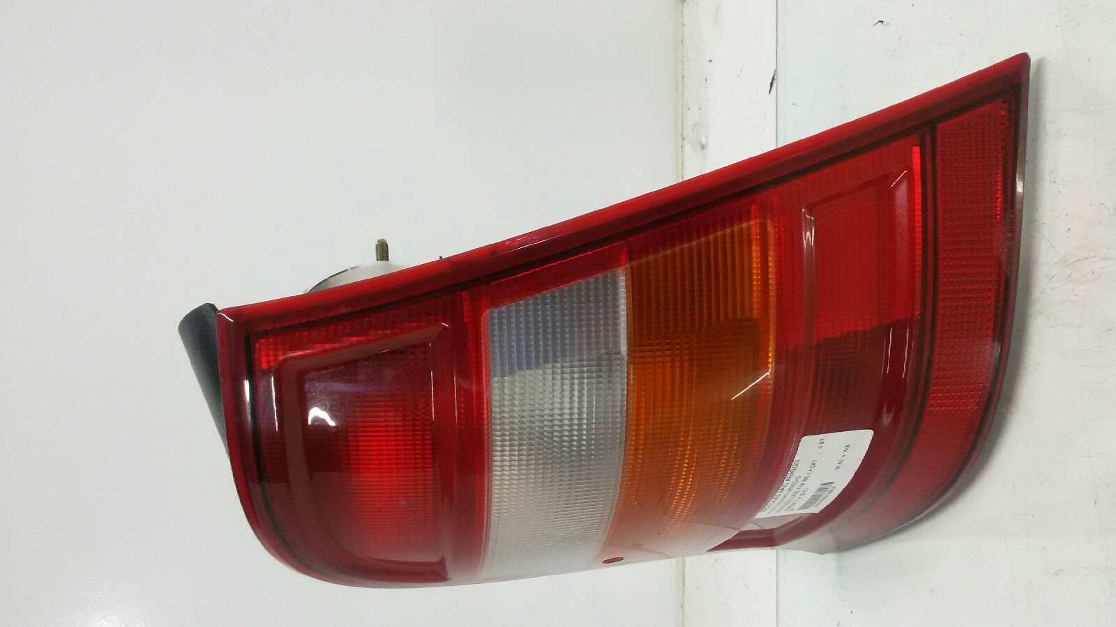 PILOTO TRASERO DERECHO MERCEDES-BENZ CLASE A M166940