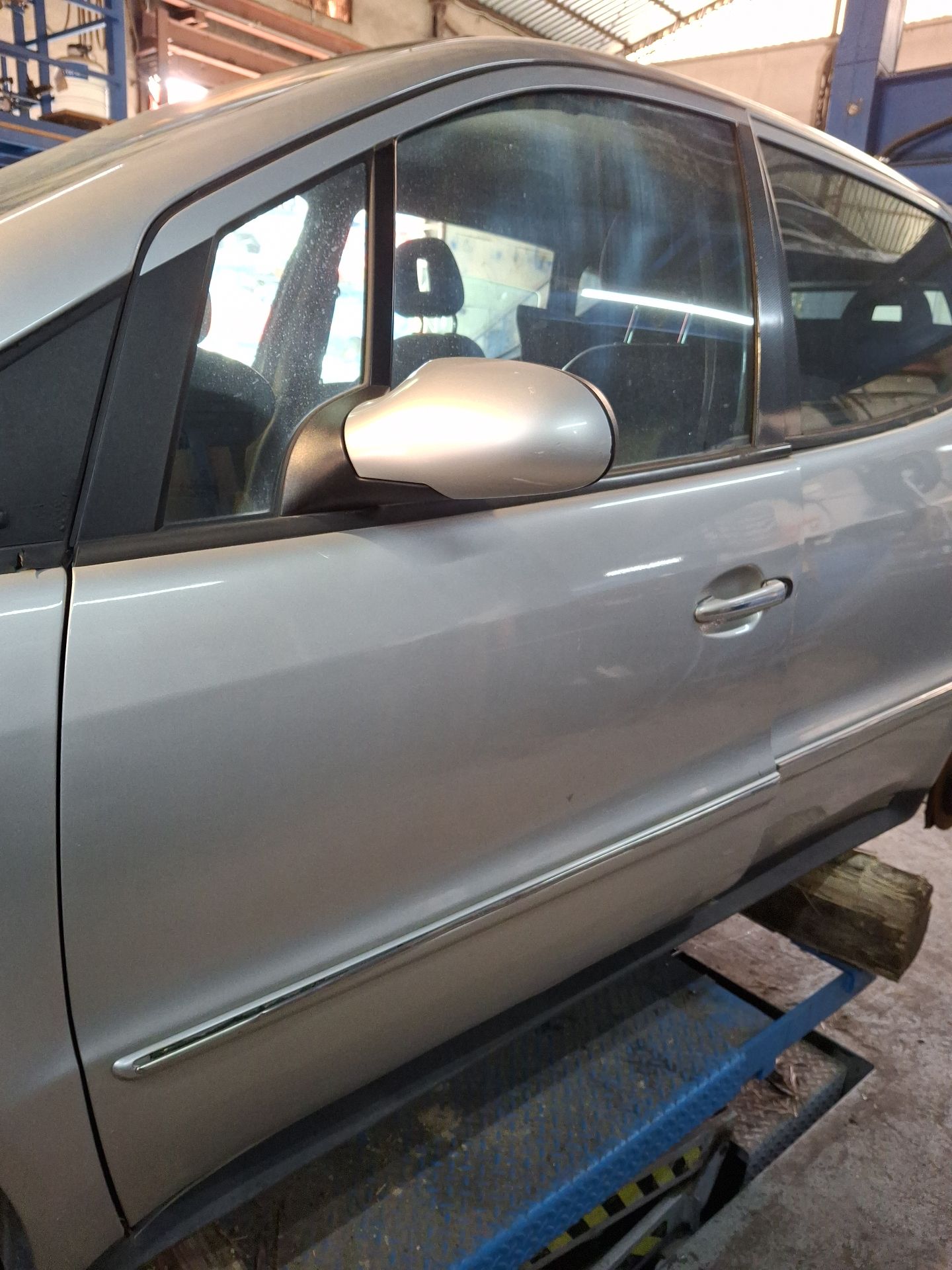 PUERTA DELANTERA IZQUIERDA MERCEDES-BENZ CLASE A 