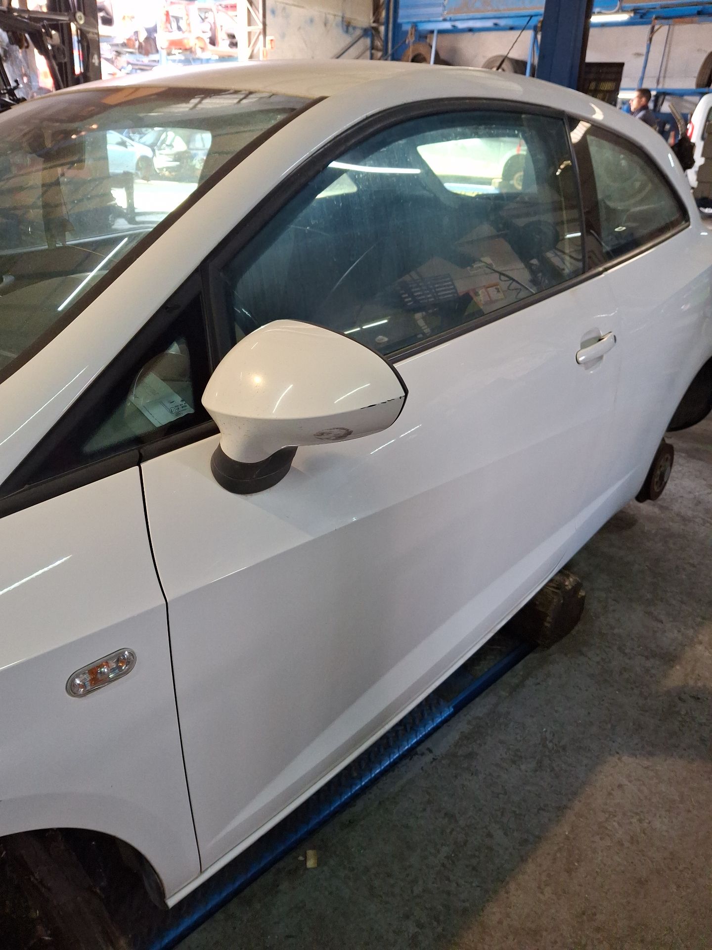 PUERTA DELANTERA IZQUIERDA SEAT IBIZA 