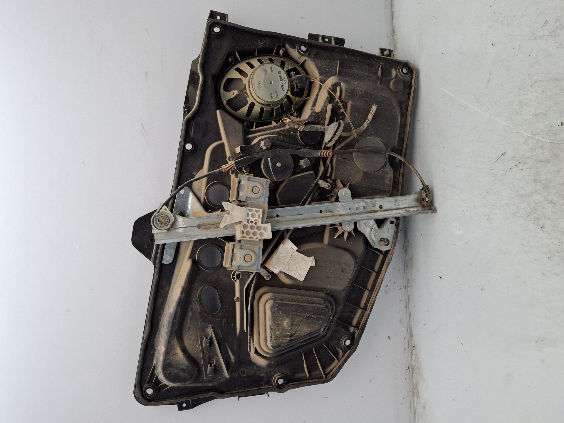 ELEVALUNAS DELANTERO DERECHO FORD FUSION F6JA