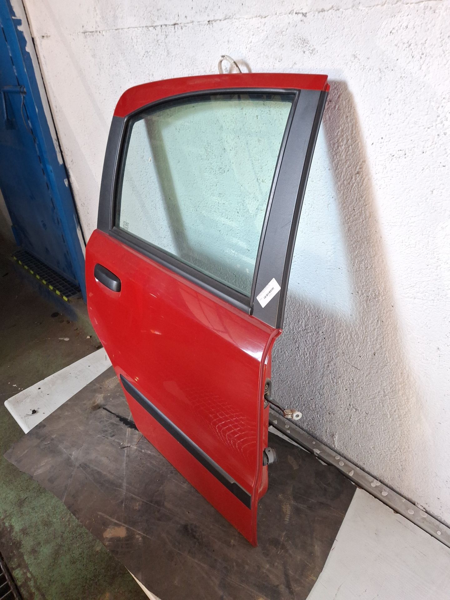 PUERTA TRASERA DERECHA FIAT PANDA 