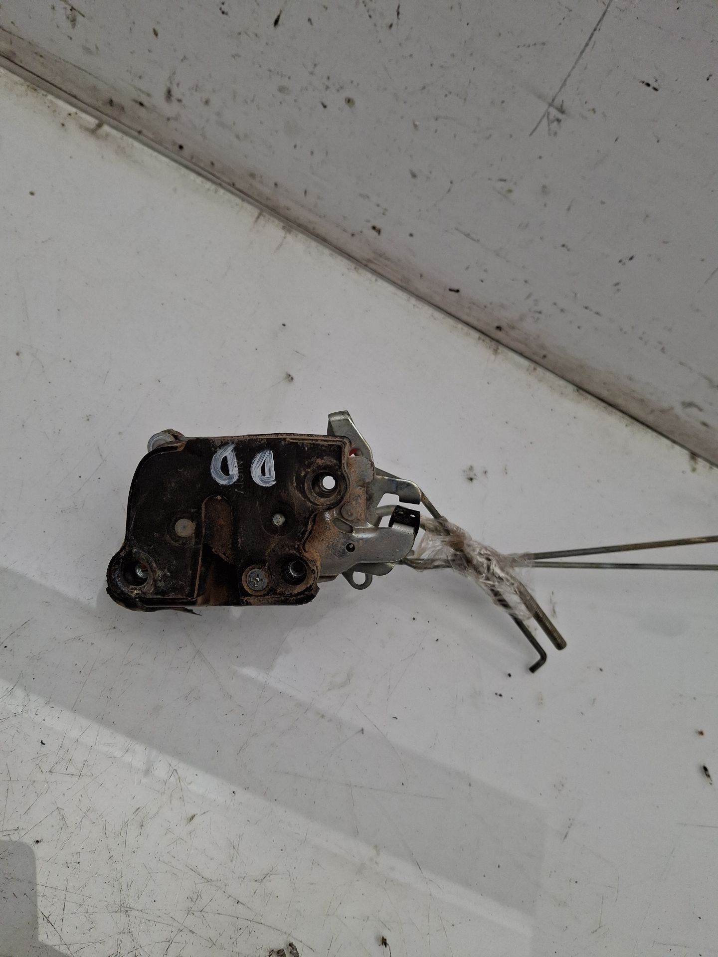 CERRADURA PUERTA DELANTERA DERECHA SUZUKI VITARA 